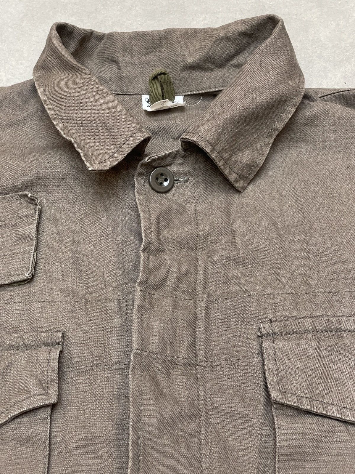 Vintage Vintage Military Utility Field Shirt 2004 Brown Cotton Sz. L Size US L / EU 52-54 / 3 - 5 Thumbnail