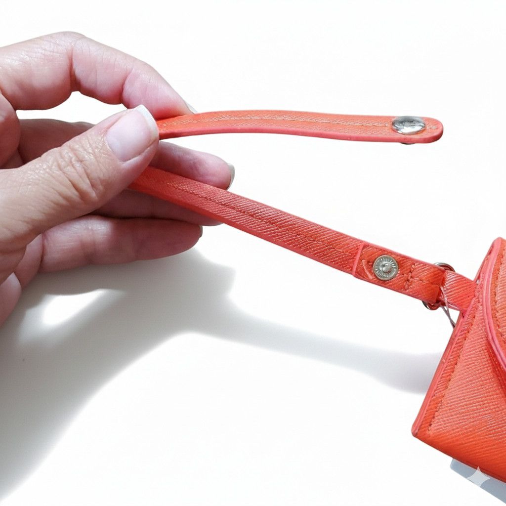 Other Avon 4x2.5" Wallet Orange Red Faux Saffiano Leather Card Size ONE SIZE - 5 Thumbnail
