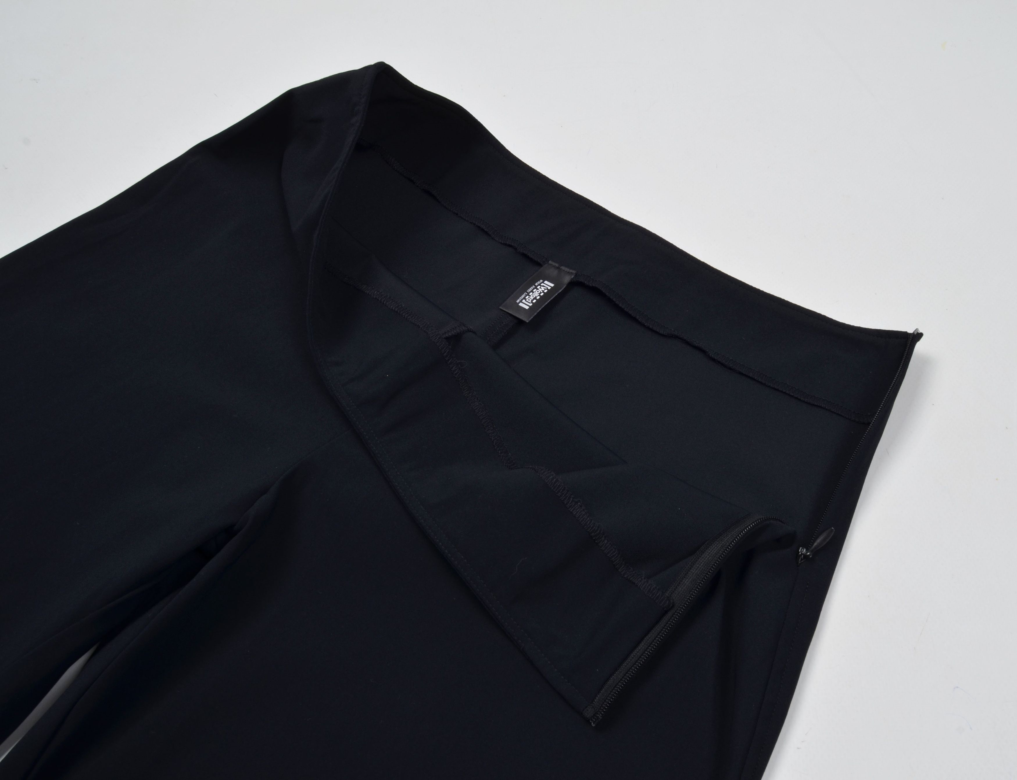 Wolford Wolford Cropped Navy Trousers Pants Size 26" / US 2 / IT 38 - 4 Thumbnail