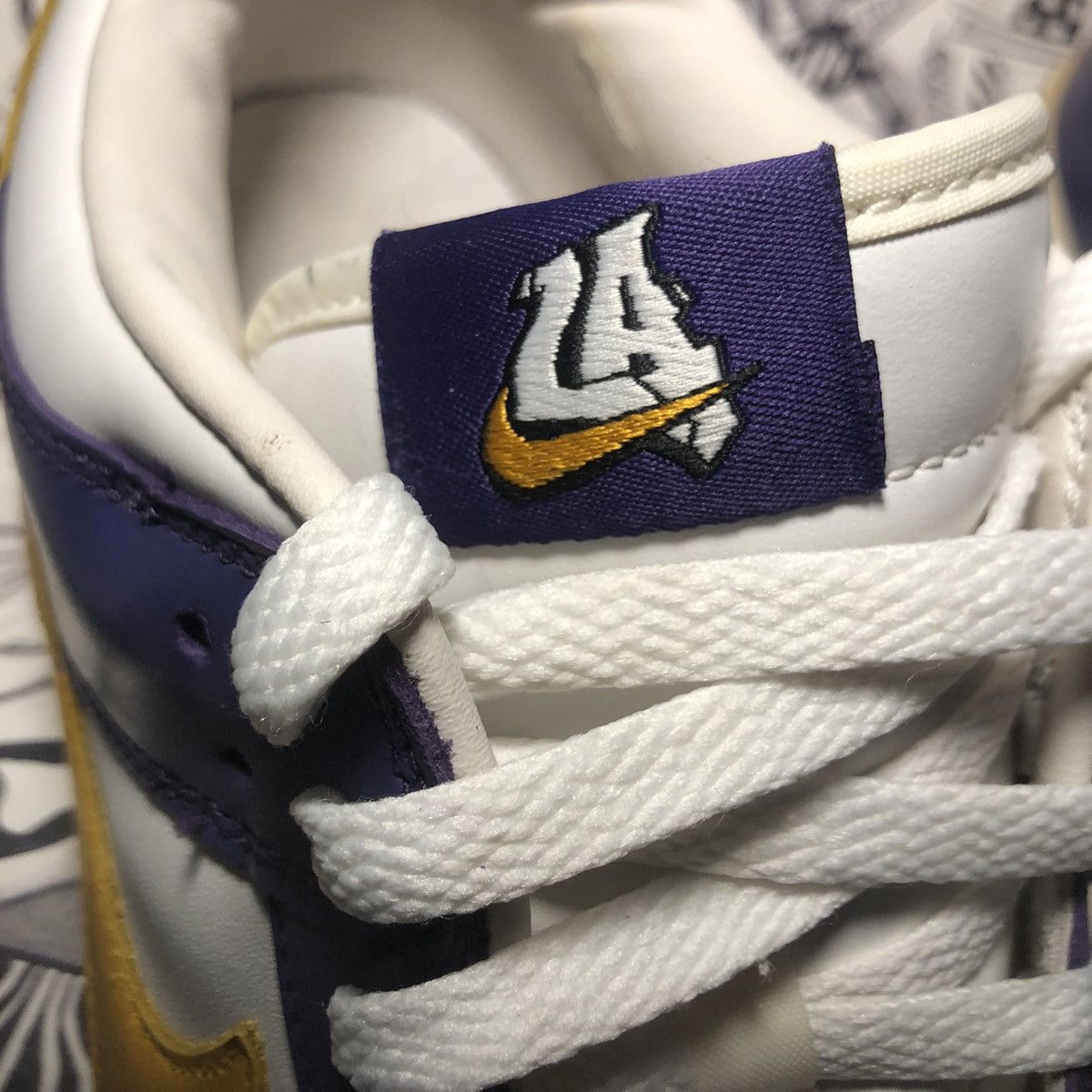 Nike × Vintage RARE 2004 Nike Dunk Low LA Los Angeles Court Purple Kobe Size US 13 / EU 46 - 9 Thumbnail