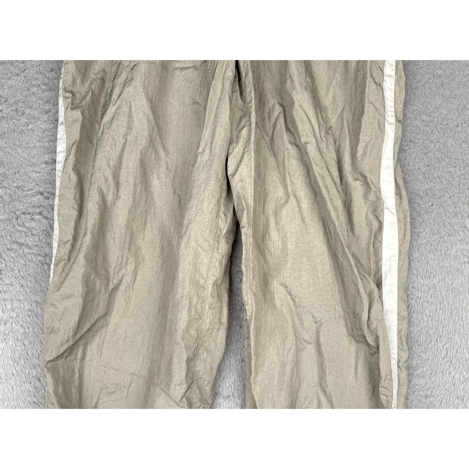 Athleta Athleta Womens Medium Beige Track Pants with Side Stripe Nylon Elastic Waist Joggers Size 32" / US 10 / IT 46 - 3 Thumbnail