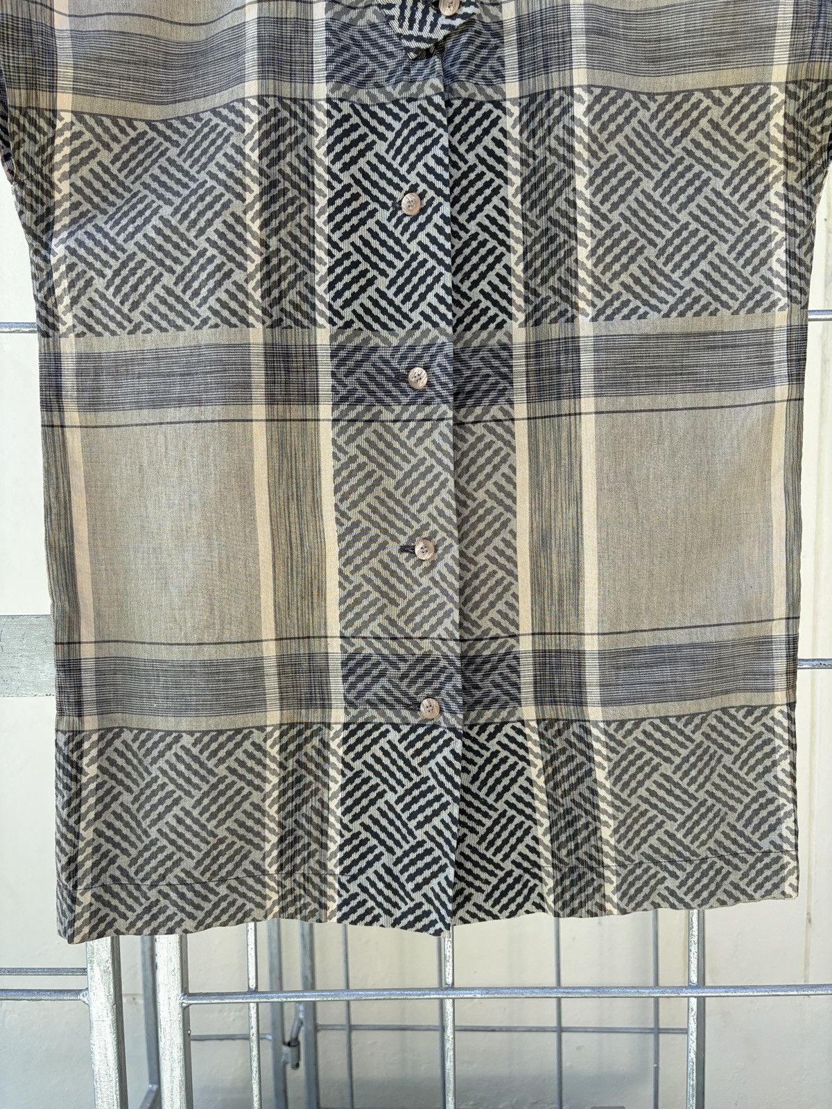 Issey Miyake Issey Miyake vintage sleeveless blouse Size M / US 6-8 / IT 42-44 - 5 Thumbnail