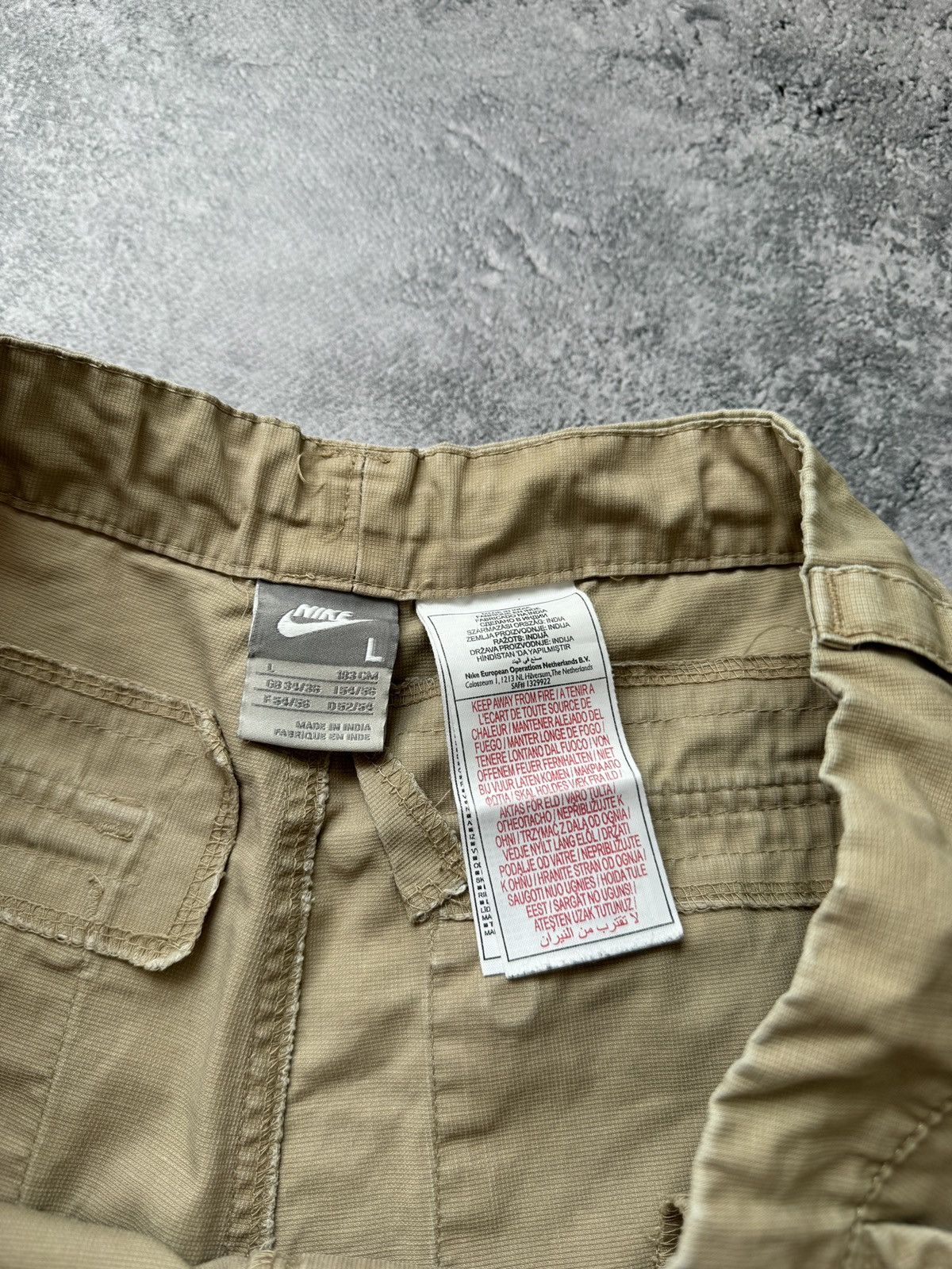 Nike × Vintage Vintage 90s Nike Baggy Cargo Shorts size L Size US 34 / EU 50 - 7 Thumbnail