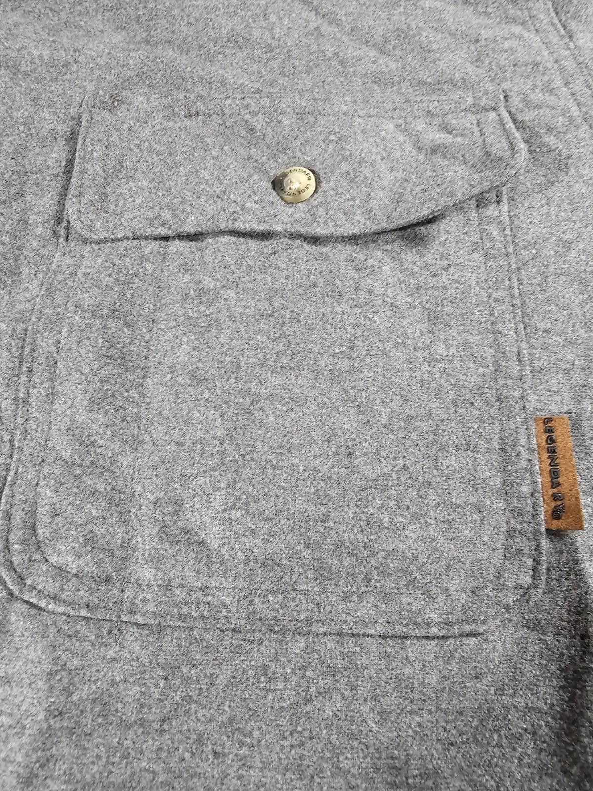 Designer Legendary Whitetails Flannel Shirt Mens L Gray Button Up Size US L / EU 52-54 / 3 - 6 Thumbnail