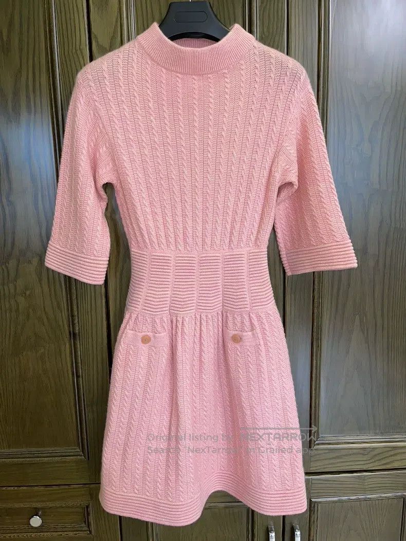 Chanel Chanel Knitted pink dress Size XS / US 0-2 / IT 36-38 - 1 Thumbnail