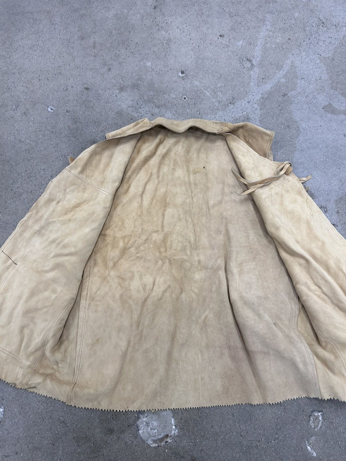 Vintage Rare Vintage 1980s Leather Suede Tassled Vest Large Size L / US 10 / IT 46 - 3 Thumbnail