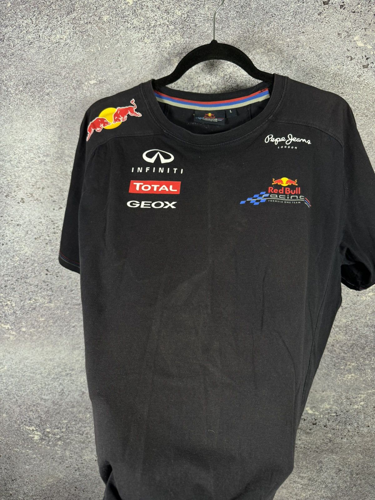Formula 1 × Pepe Jeans × Red Bull Infiniti Geox Red Bull Formula 1 Team Pepe Jeans Racing L sz Size US L / EU 52-54 / 3 - 6 Thumbnail