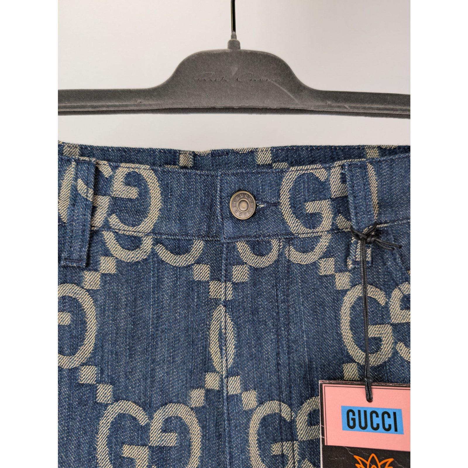 Gucci o1rshd1 Q:2 / GG Logo Pineapple Logo Shorts in Blue Size US 32 / EU 48 - 7 Thumbnail