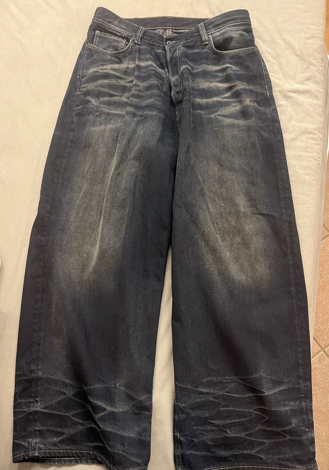 Acne Studios Acne Studios 1992M Desert Dust Destroyed Denim