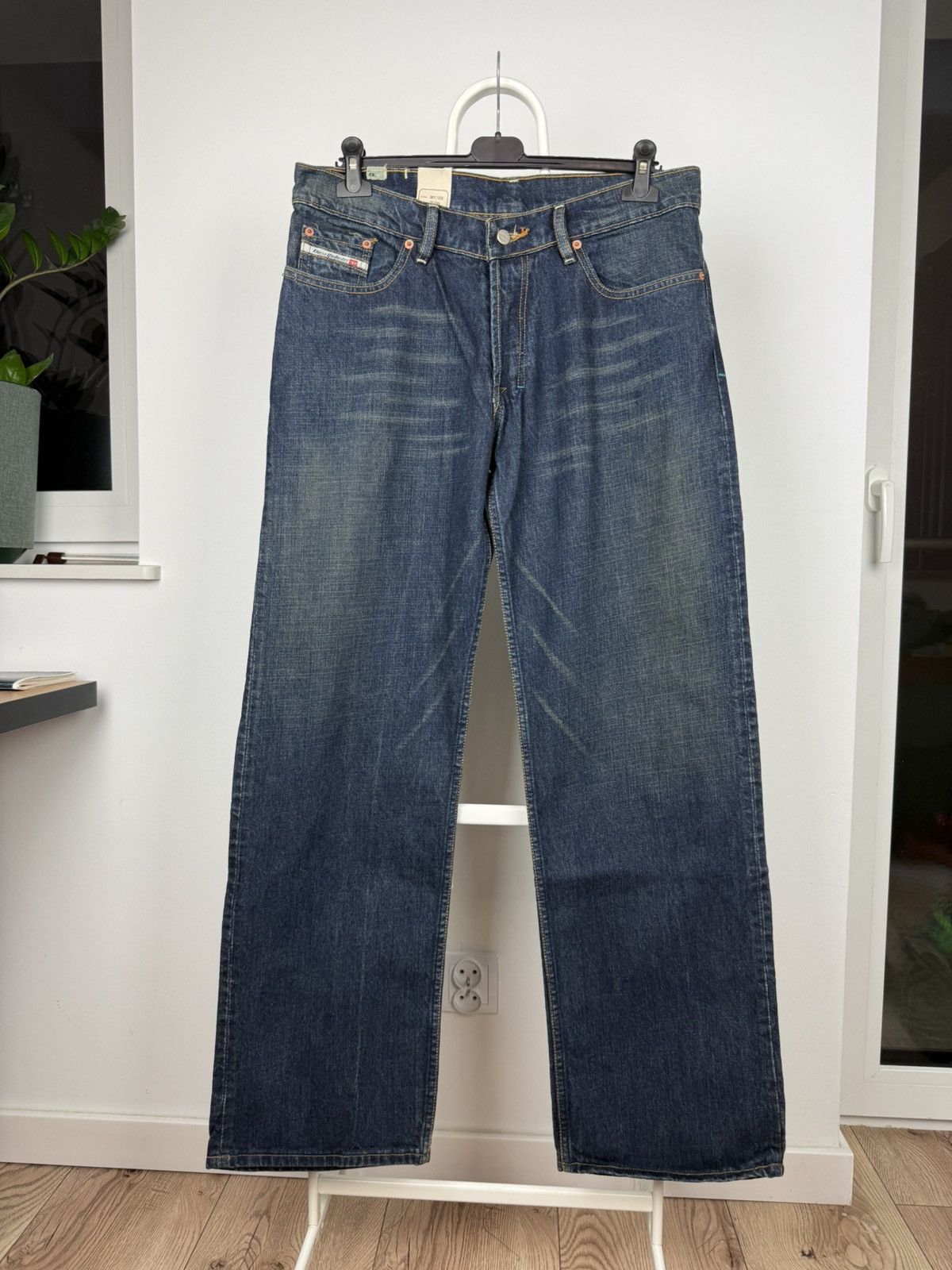 Designer × Diesel × Vintage Vintage Y2K Distressed Diesel Cargo jeans Pants Size US 34 / EU 50 - 1 Thumbnail