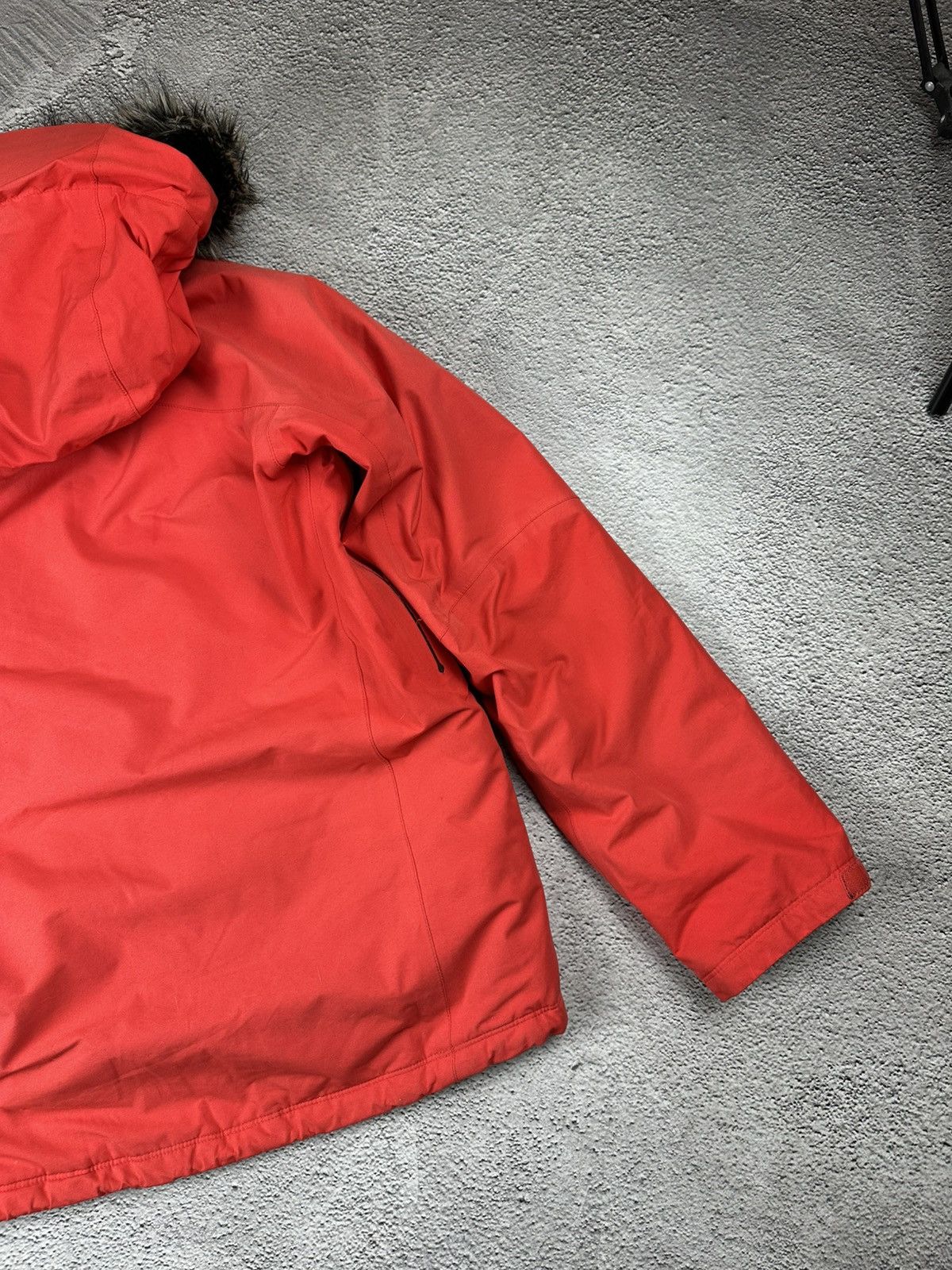 Nike ACG Vintage Nike ACG Jacket Gore-Tex Rain Coat Fur Fuzzy Outdoor Size US M / EU 48-50 / 2 - 21 Thumbnail
