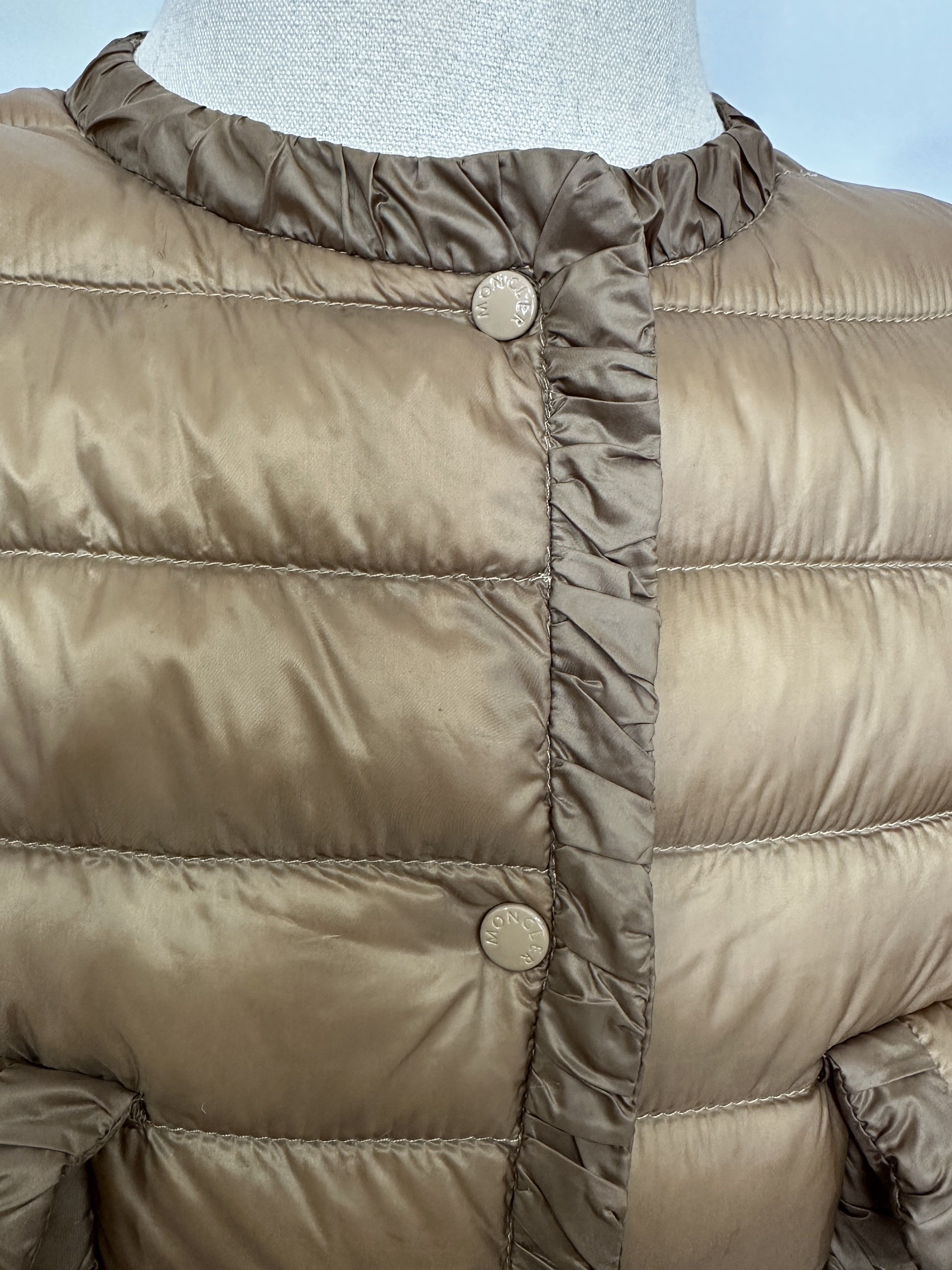 Moncler MONCLER Eden Light Down Jacket Size2 XS-S Beige Luxury Brand Size S / US 4 / IT 40 - 7 Thumbnail