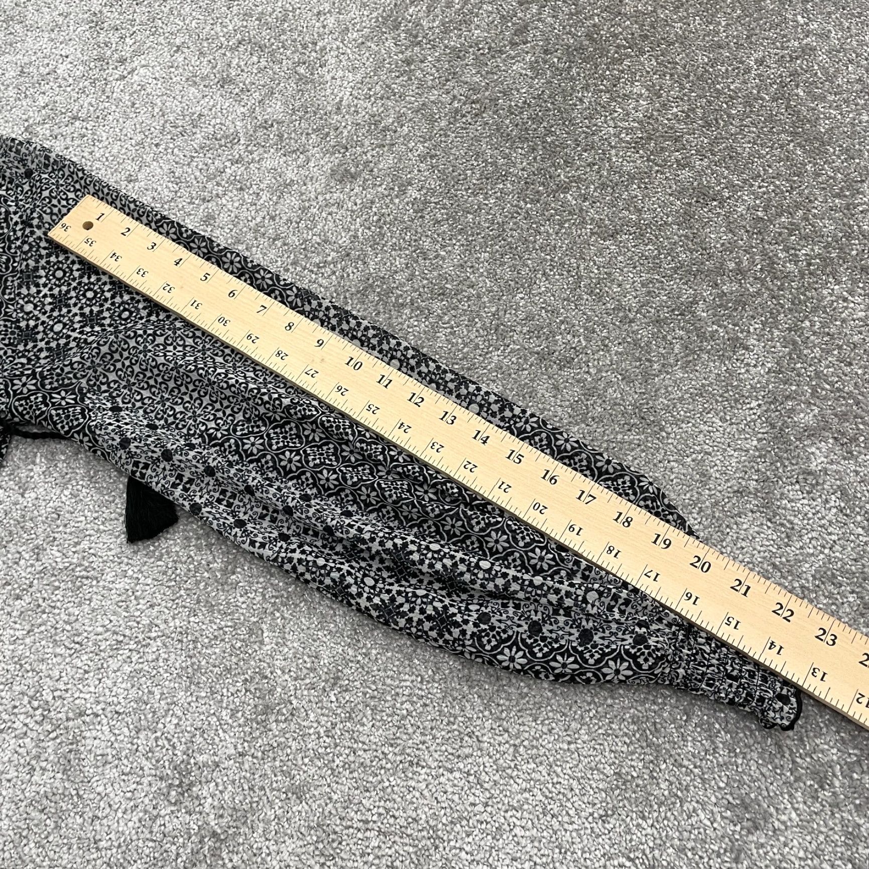 AQUA Aqua Blouse Tunic Womens XS Black White Geometric Long Sleeve V-Neck Tie Knit Polyester All Seasons Casual Womens Size XS / US 0-2 / IT 36-38 - 7 Thumbnail