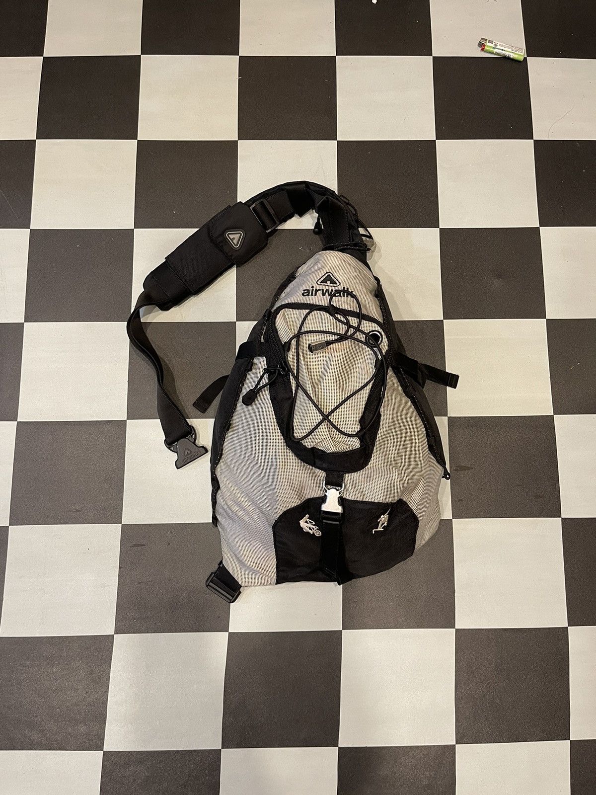 Airwalk × Ecko Unltd. × Oakley Y2K Airwalk Crossbody Bag Size ONE SIZE - 4 Thumbnail