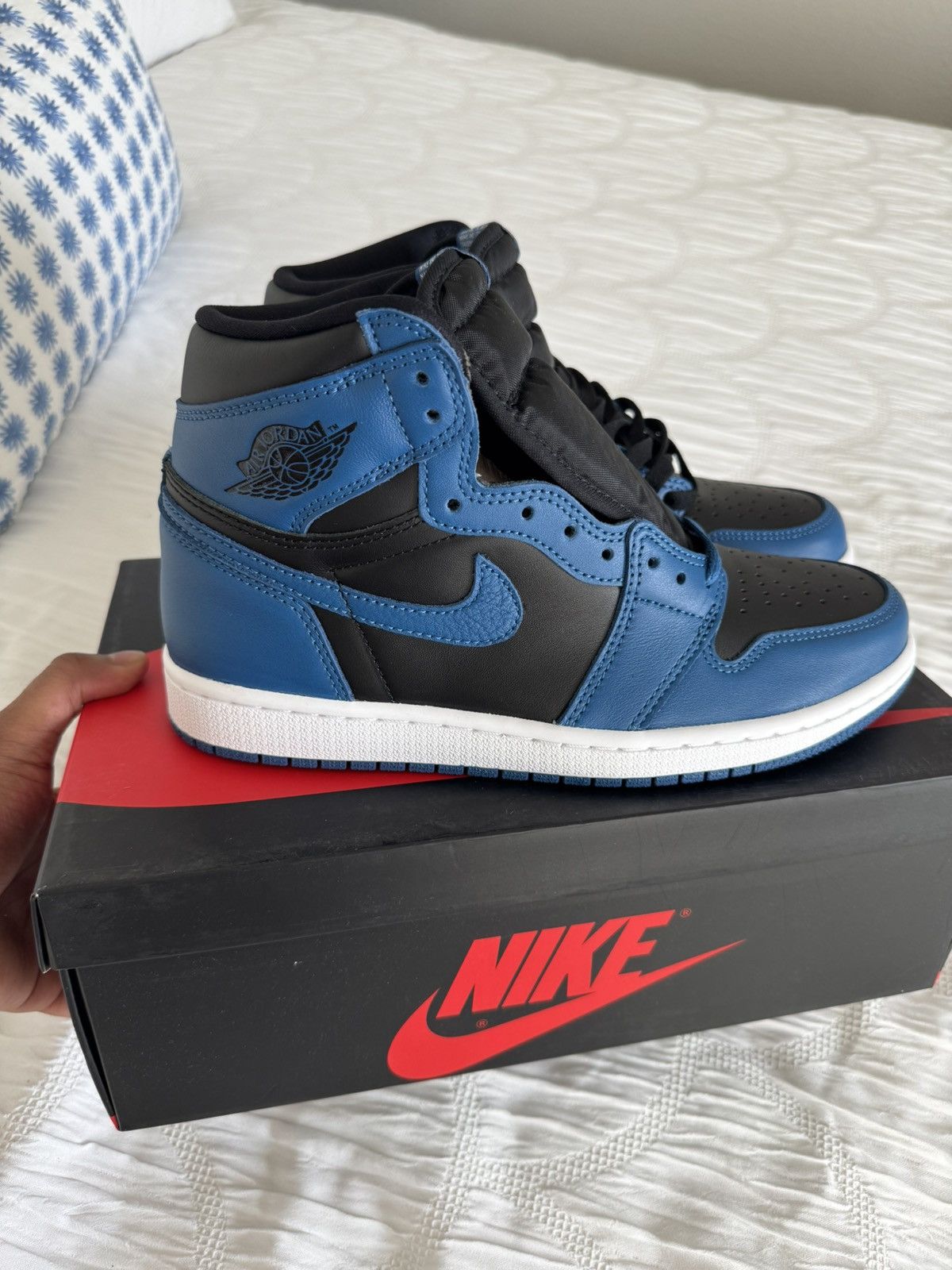 Jordan Brand Jordan Retro 1 High “Dark Marina Blue” Size US 7.5 / EU 40-41 - 1 Thumbnail