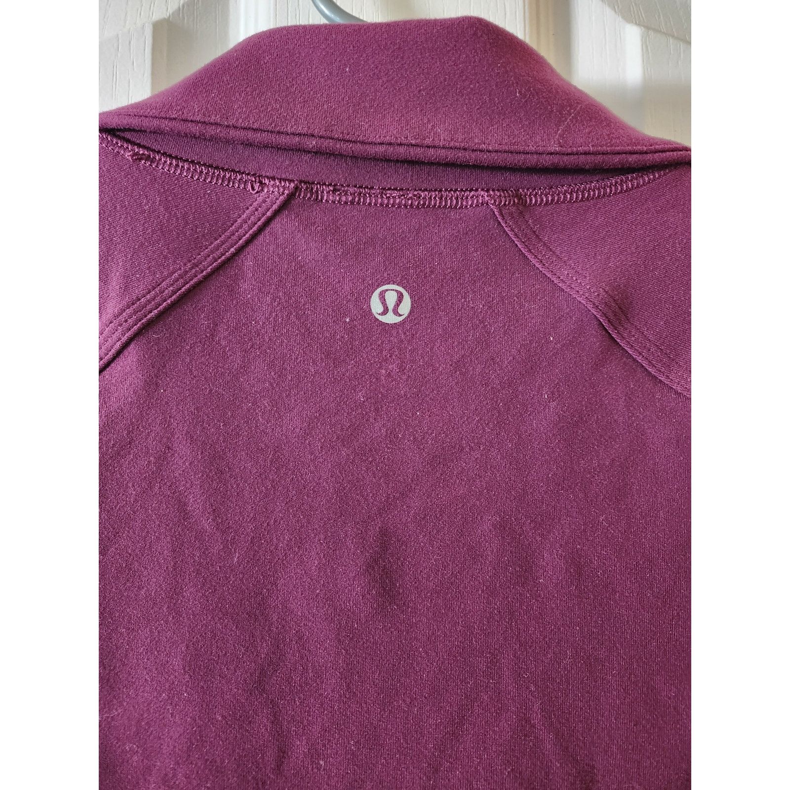 Lululemon Lululemon Nice Asana Jacket Plum Purple Size 6 Pow Stripe Size M / US 6-8 / IT 42-44 - 4 Thumbnail