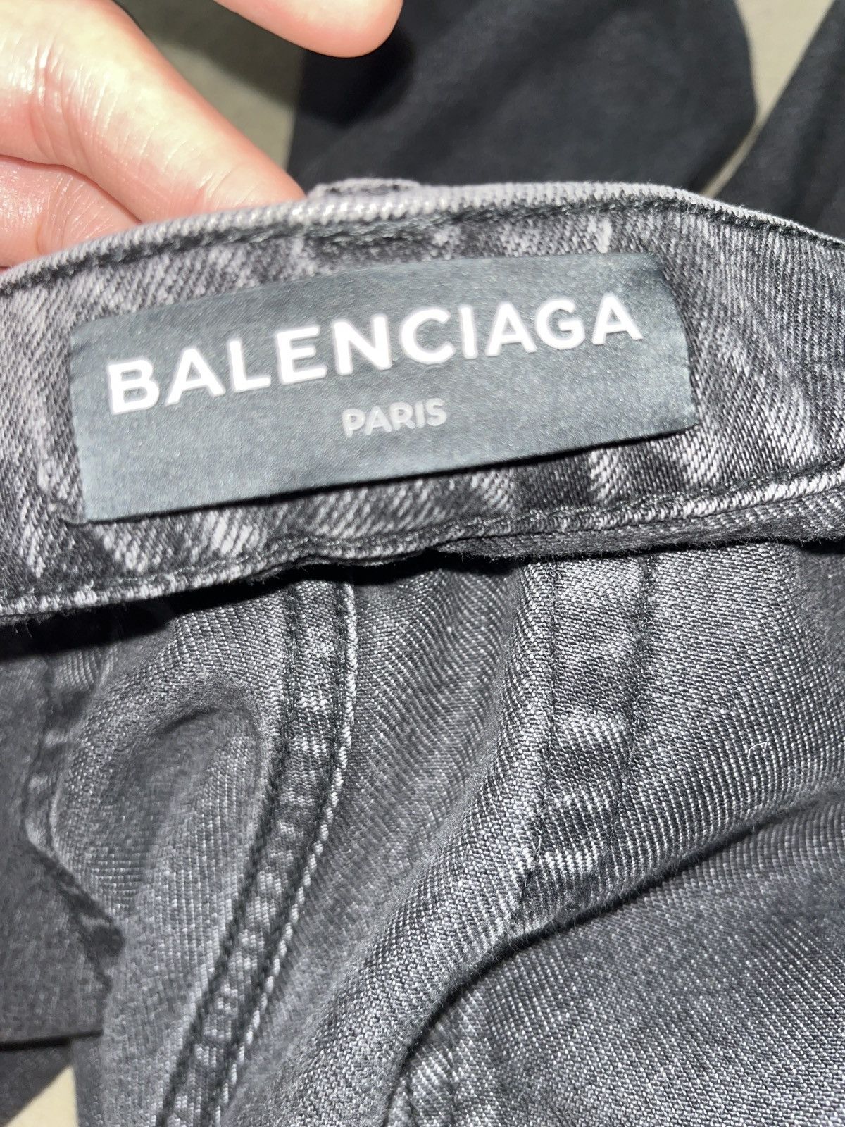 Balenciaga Balenciaga Distressed Employee 2014 Size US 31 - 3 Thumbnail