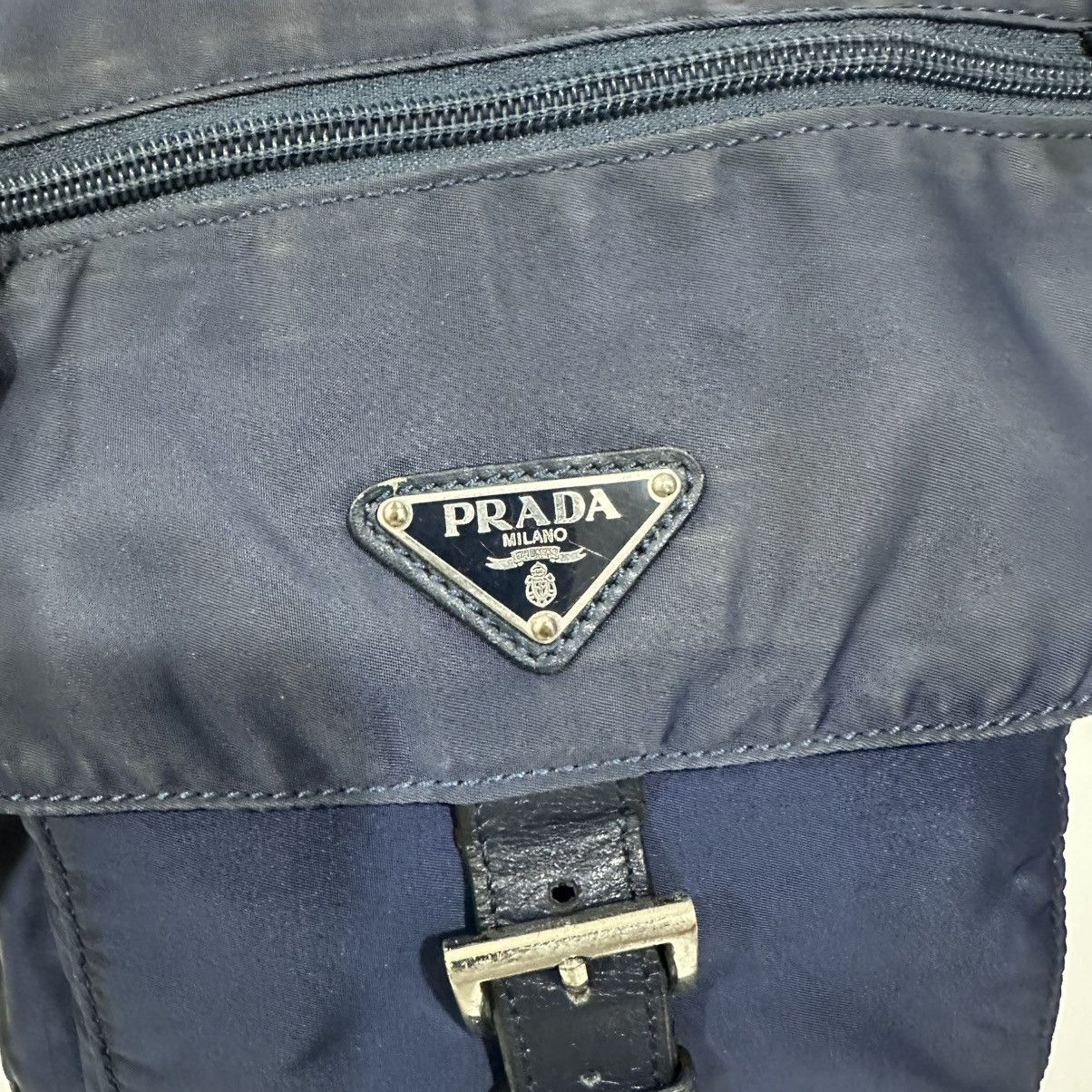 Prada AUTHENTIC PRADA VITELLO TRIMMED TESSUTO DOUBLE BUCKLE BAG Size ONE SIZE - 8 Thumbnail