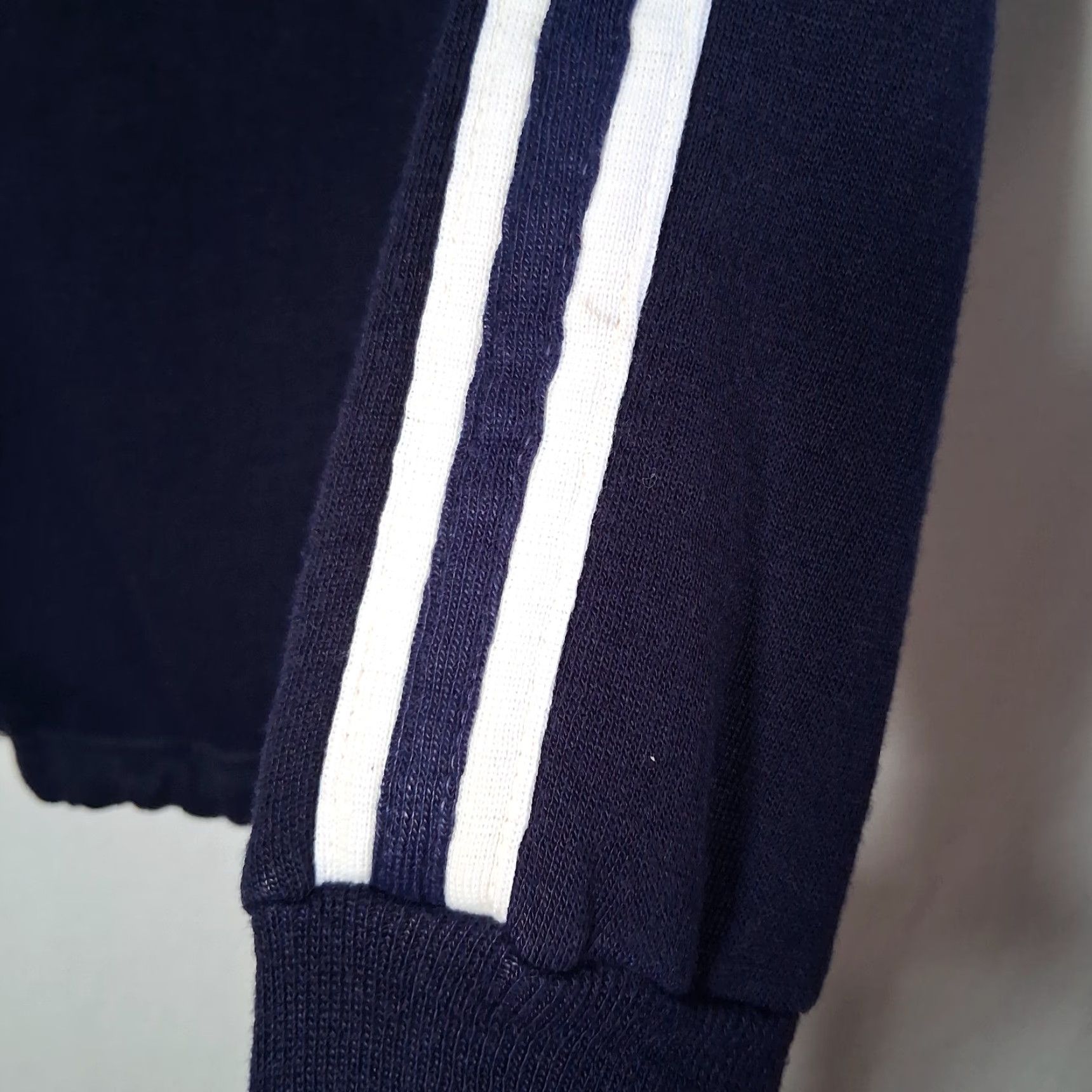 Vintage VINTAGE Track Jacket Men L Full Zip High Neck Collared Stripe Raglan Sleeve Blue-Striped Knit Athletic 1970s 1980s Streetwear Mens Size US L / EU 52-54 / 3 - 3 Thumbnail