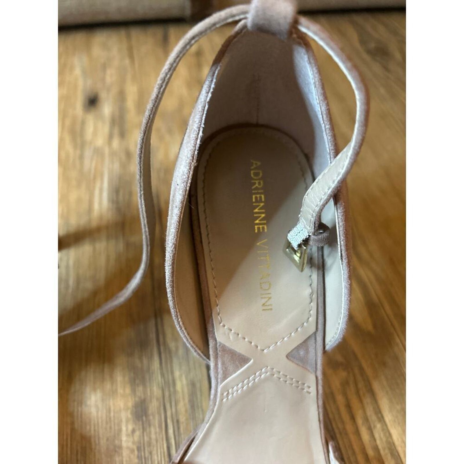 Adrianna Papell Preloved Adrienne Vittadini Suede Leather Heels Shoes 8.5 Size US 8.5 / IT 38.5 - 2 Thumbnail