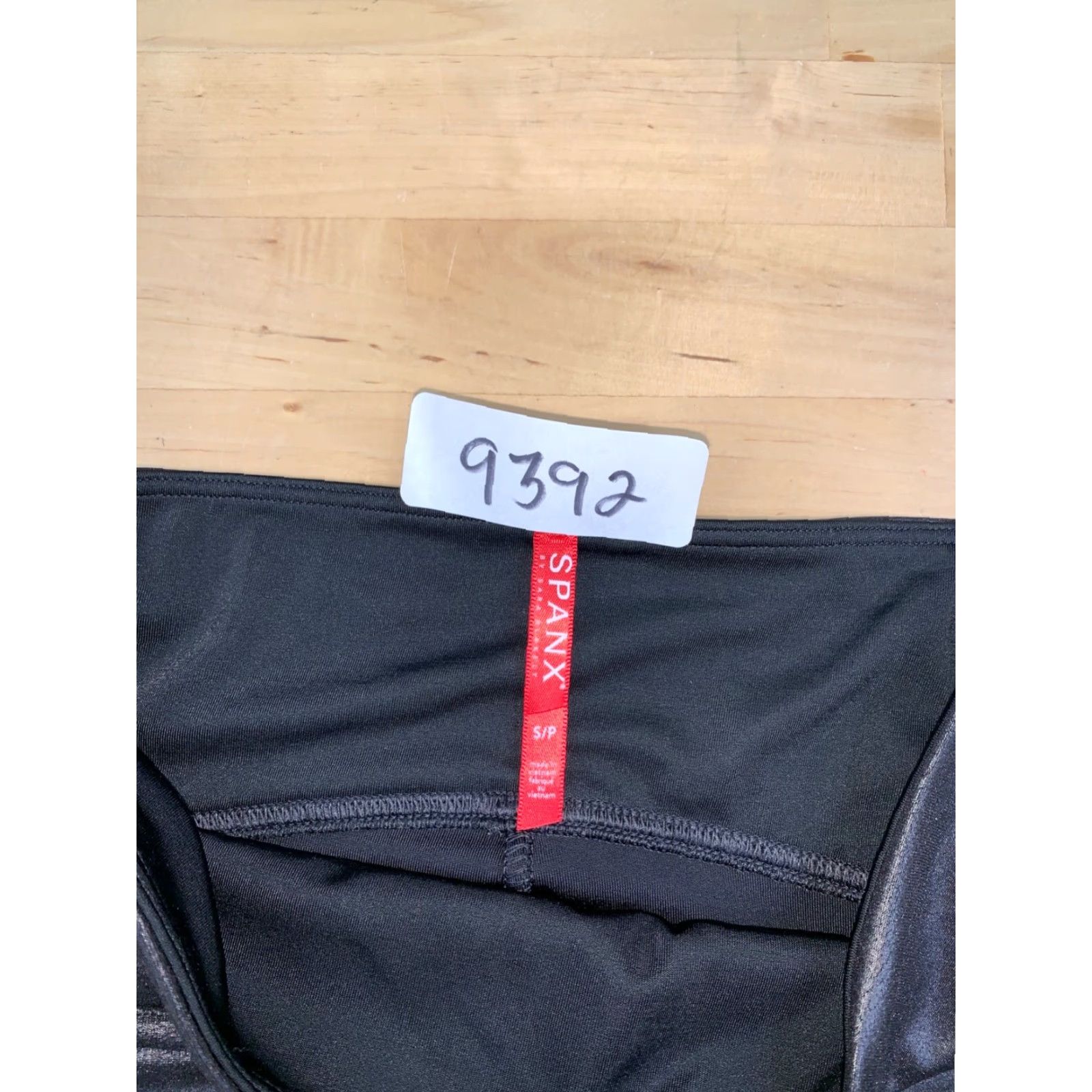 Spanx Spanx Leggings Womens S Black Faux Leather Athletic Casual Inseam 27" #9392 Size 28" / US 6 / IT 42 - 2 Thumbnail