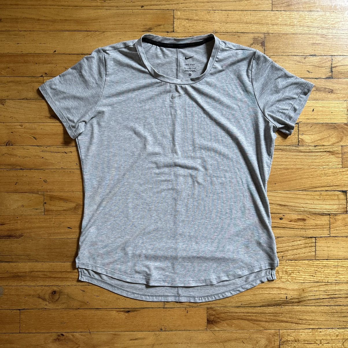 Nike Dri fit workout tee Size M / US 6-8 / IT 42-44 - 2 Thumbnail