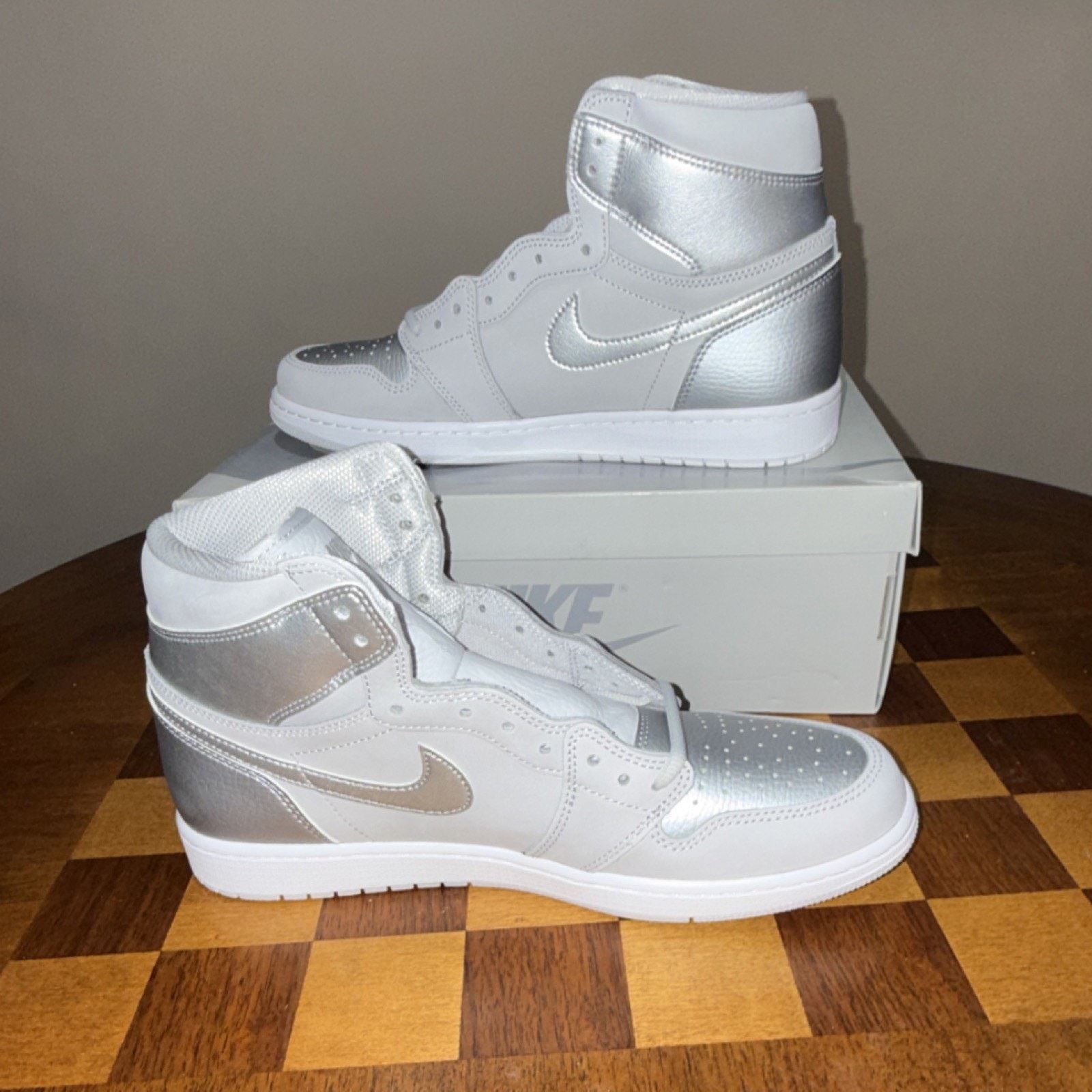 Nike Air Jordan 1 High OG CO JP Tokyo White Silver2020