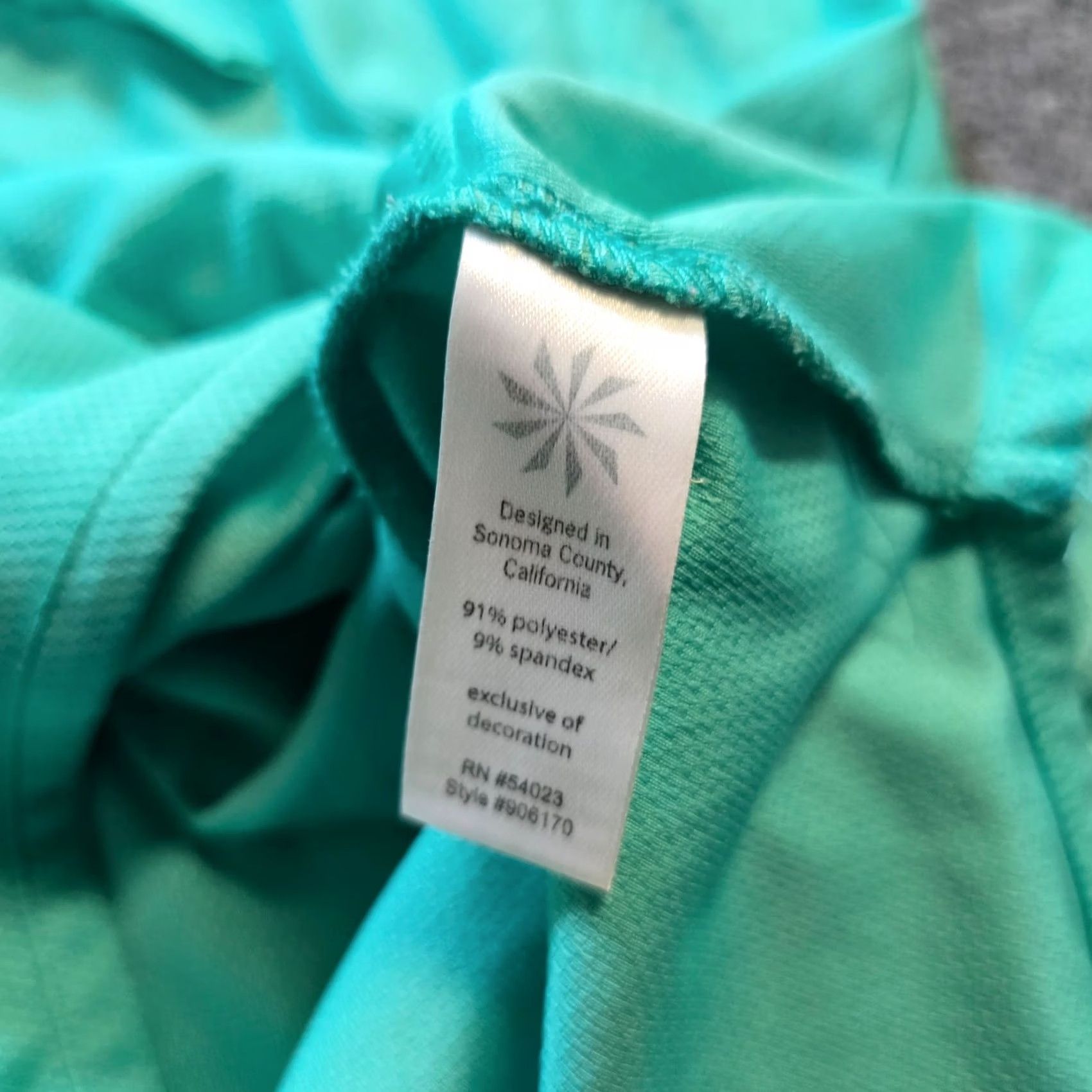 Athleta Athleta Top Womens XS Green Hoodie Pocket Tunic Stretch Athletic Casual Shirt Ladies XS Green Pullover V-Neck Long Sleeve Size XS / US 0-2 / IT 36-38 - 7 Thumbnail