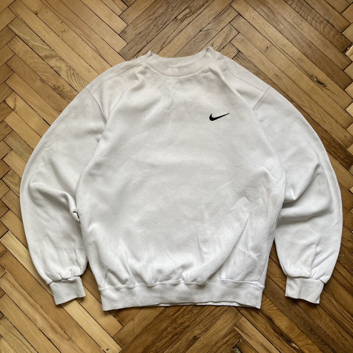 Nike × Vintage Vintage 90’s Nike Sweatshirt white Size US S / EU 44-46 / 1 - 1 Thumbnail