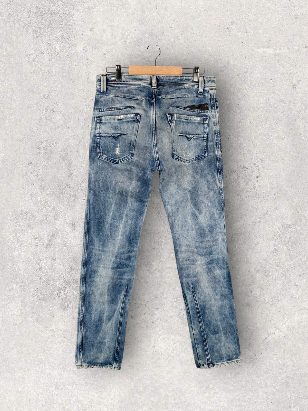 Diesel Diesel Darron Distressed Avant Garde Jeans Size US 30 / EU 46 - 2 Thumbnail