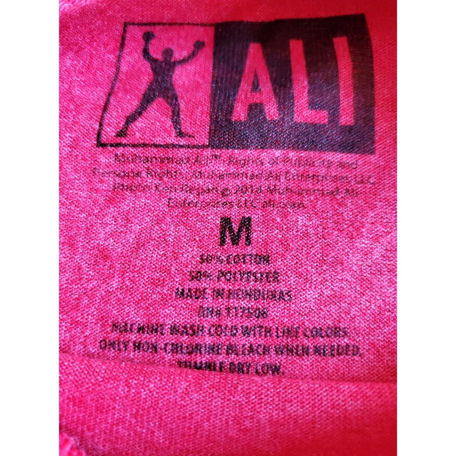 Vintage Muhammad Ali I Am The Greatest Tshirt M Unisex Adults Red Cotton Blend Short Sleeve Regular T-Shirt ALI Brand Mens Girls Size US M / EU 48-50 / 2 - 5 Thumbnail