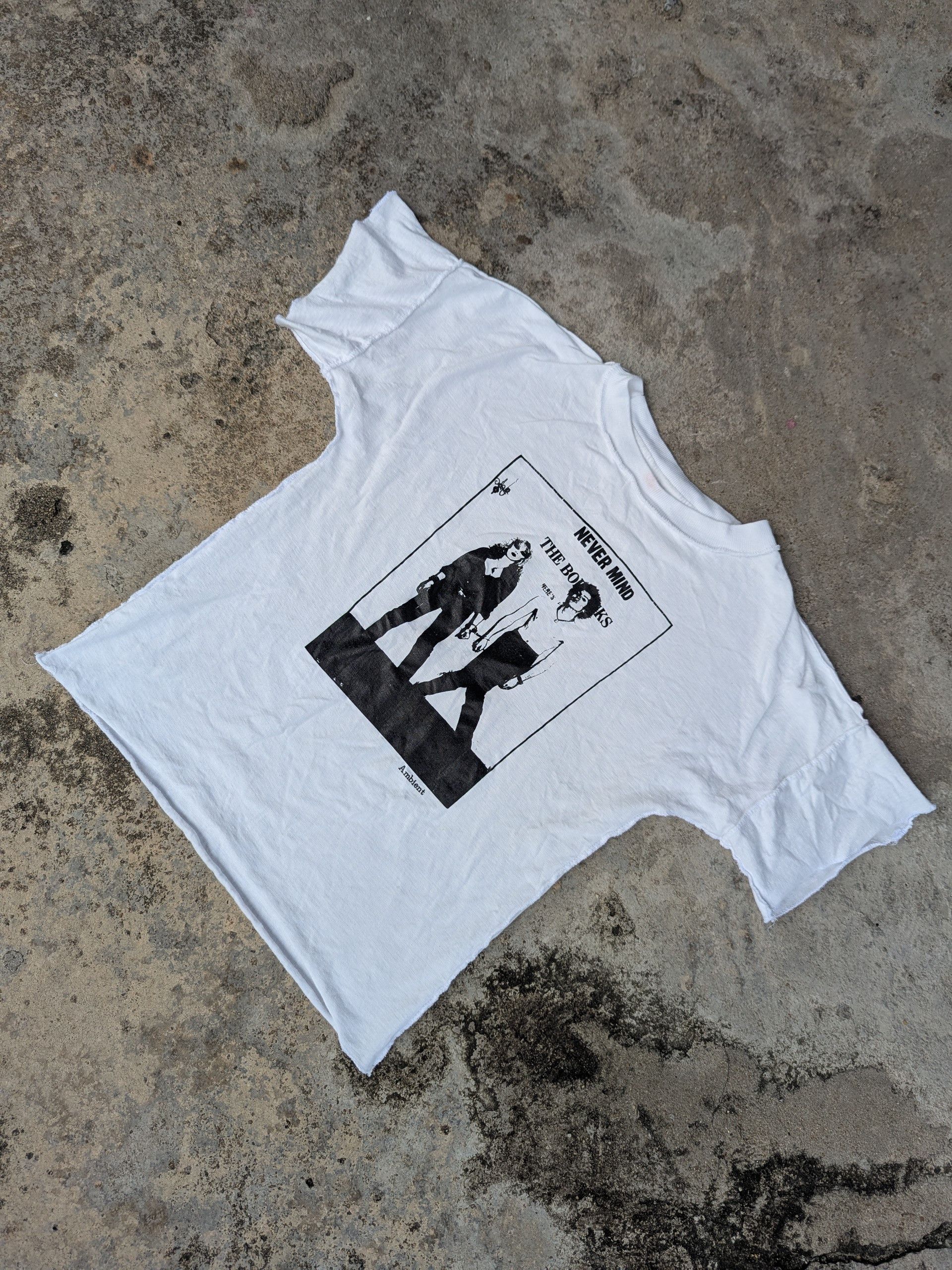 14th Addiction × Band Tees Sex Pistols Never Mind The Bollocks Distressed Tee Size US XXS / EU 40 - 2 Thumbnail