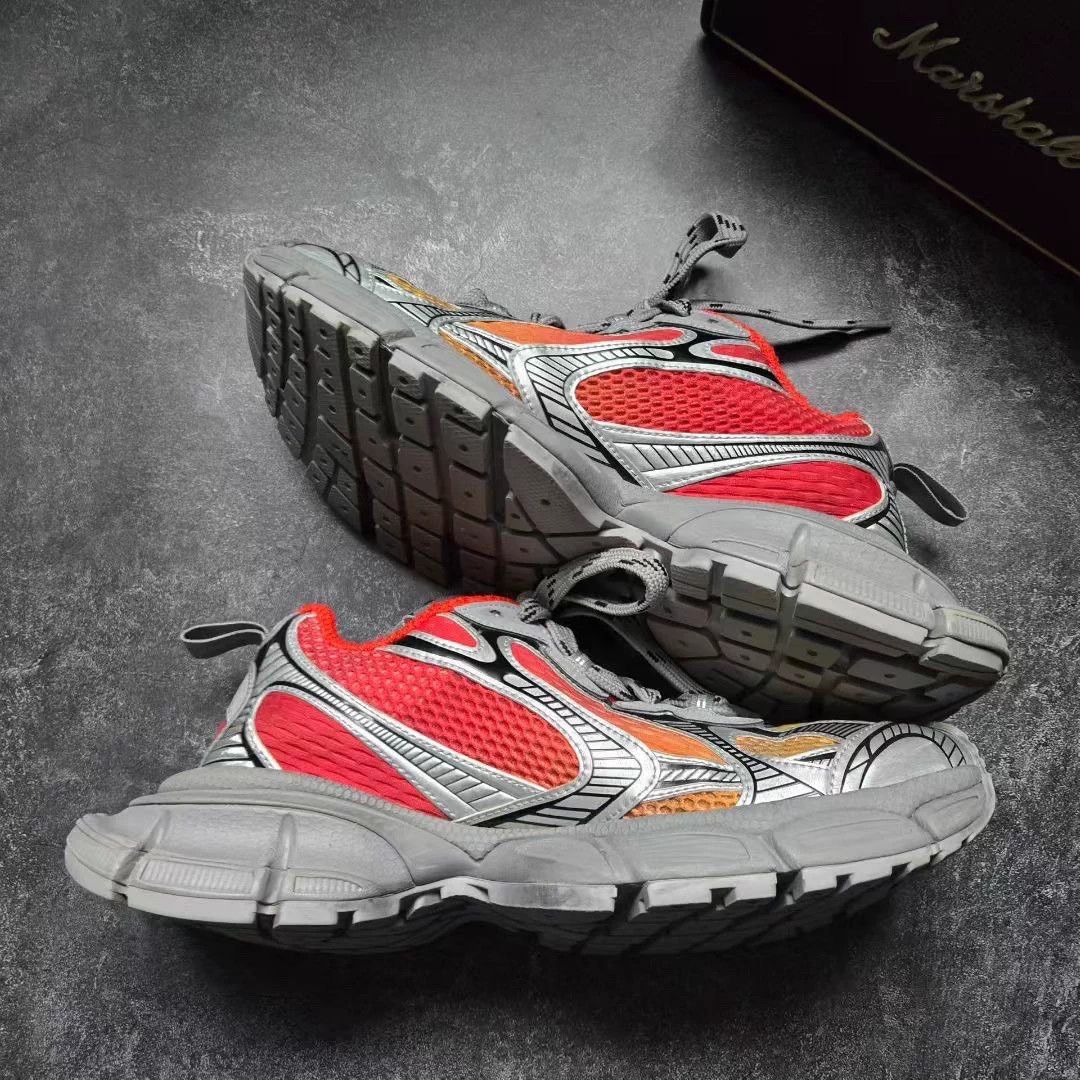 Balenciaga BALENCIAGA 3XL gradient gray red 40 Size US 11 / EU 44 - 9 Thumbnail