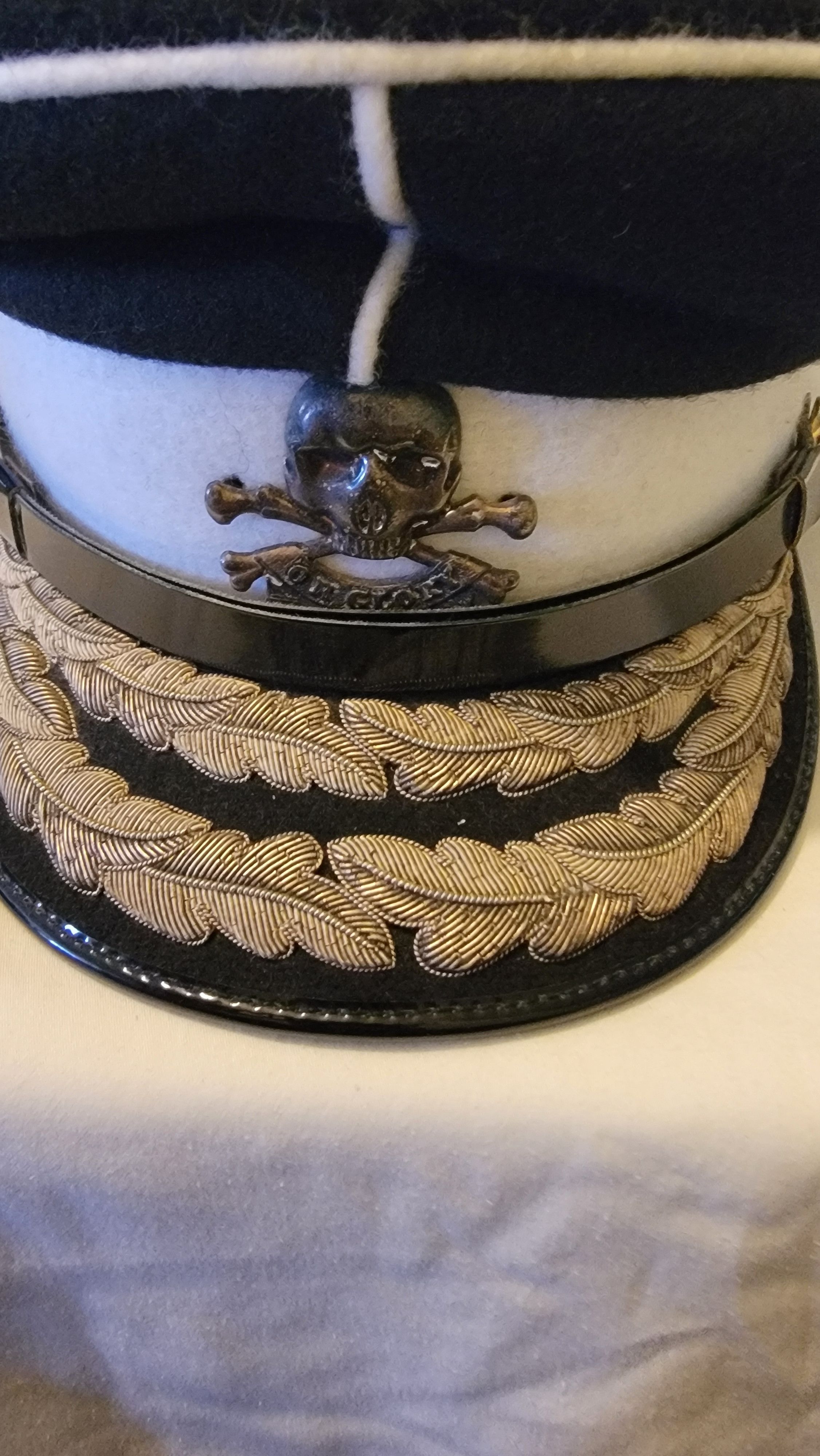 Other Black & white skull and crossbones military Size ONE SIZE - 7 Thumbnail