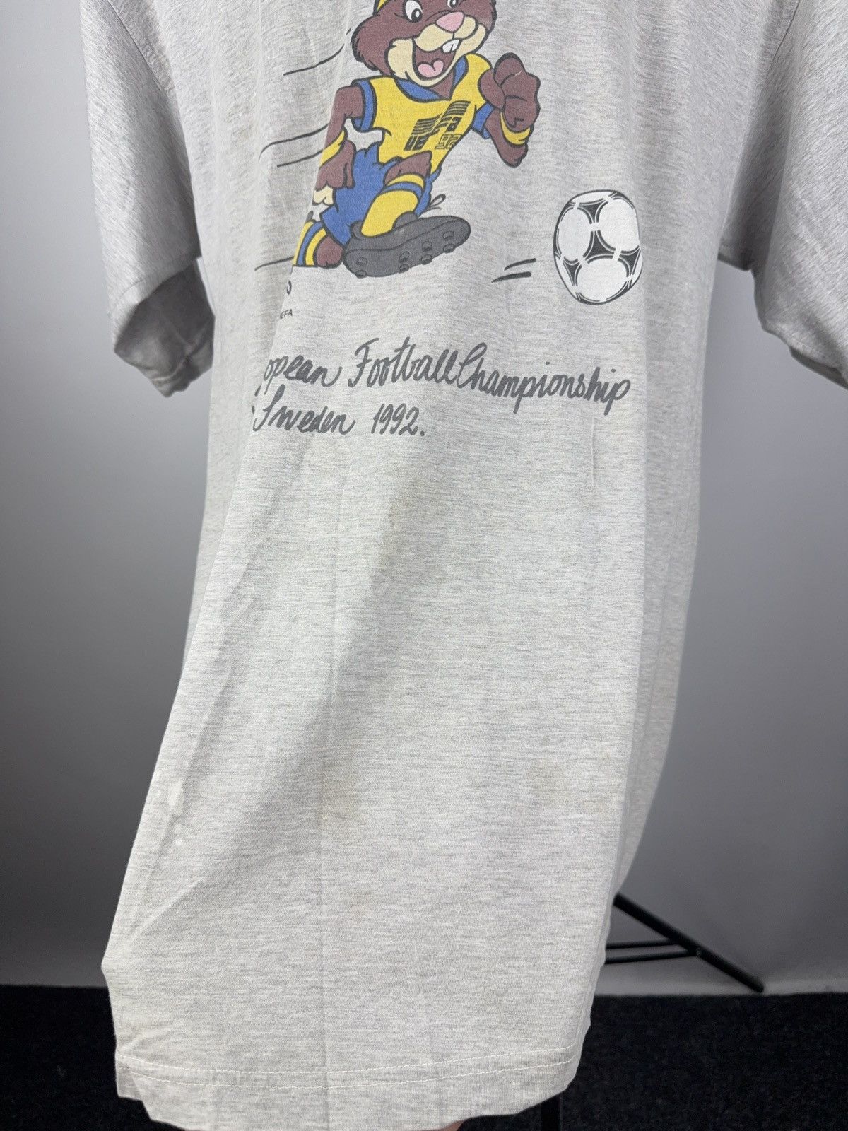 UEFA × Vintage Rare UEFA 1992 Sweden Euro Mascot Football Tee Vintage Size US M / EU 48-50 / 2 - 9 Thumbnail