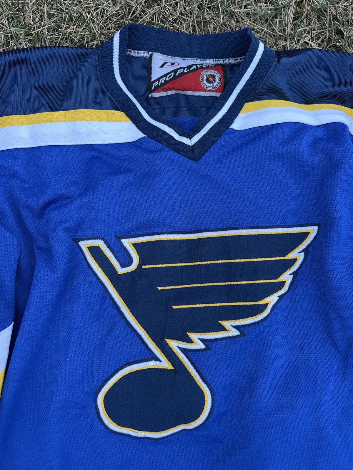 NHL Pro Player St Louis Blues NHL Jersey Size US M / EU 48-50 / 2 - 2 Thumbnail