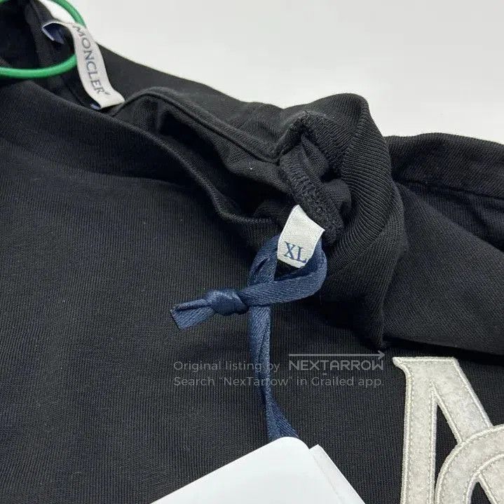 Moncler Moncler Men's Letter Patch Round Neck T. Size US XL / EU 56 / 4 - 4 Thumbnail