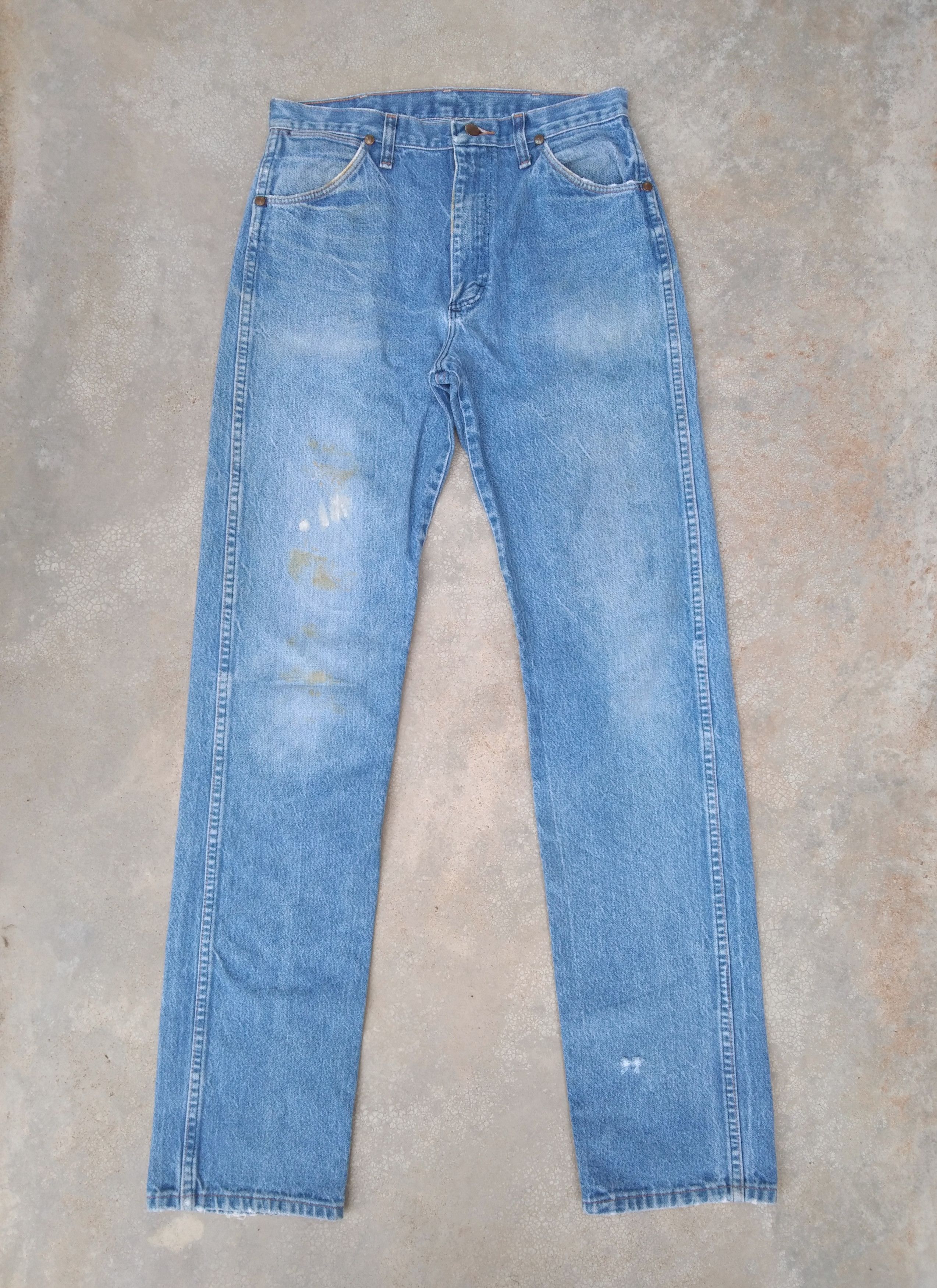 Wrangler 80s Vintage Wrangler Made In USA Distressed Jeans 30x35 Size US 30 / EU 46 - 1 Thumbnail