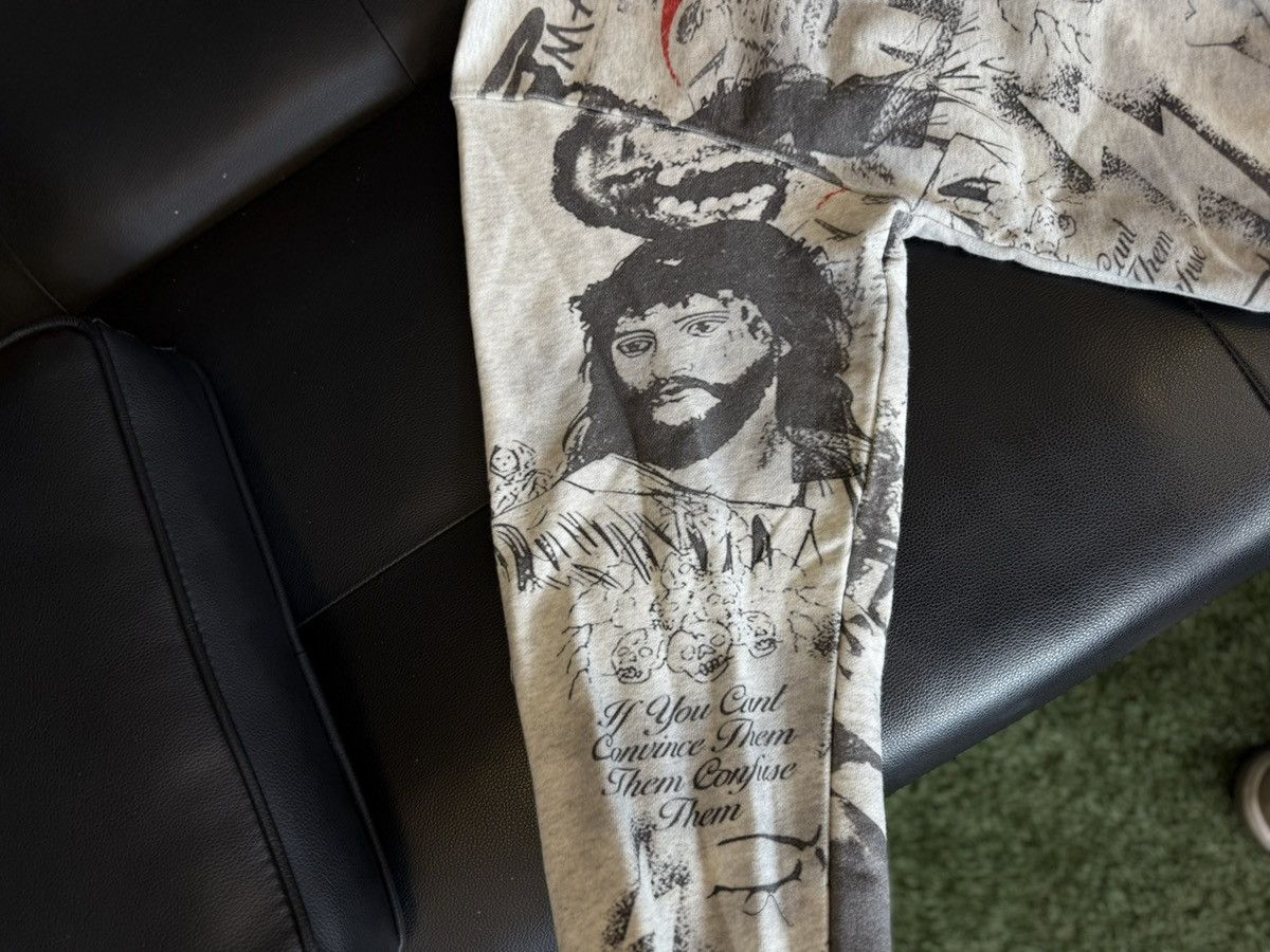 Vale Vale Valley Mural Pullover Hoodie Size Large (NEW) Size US L / EU 52-54 / 3 - 5 Thumbnail