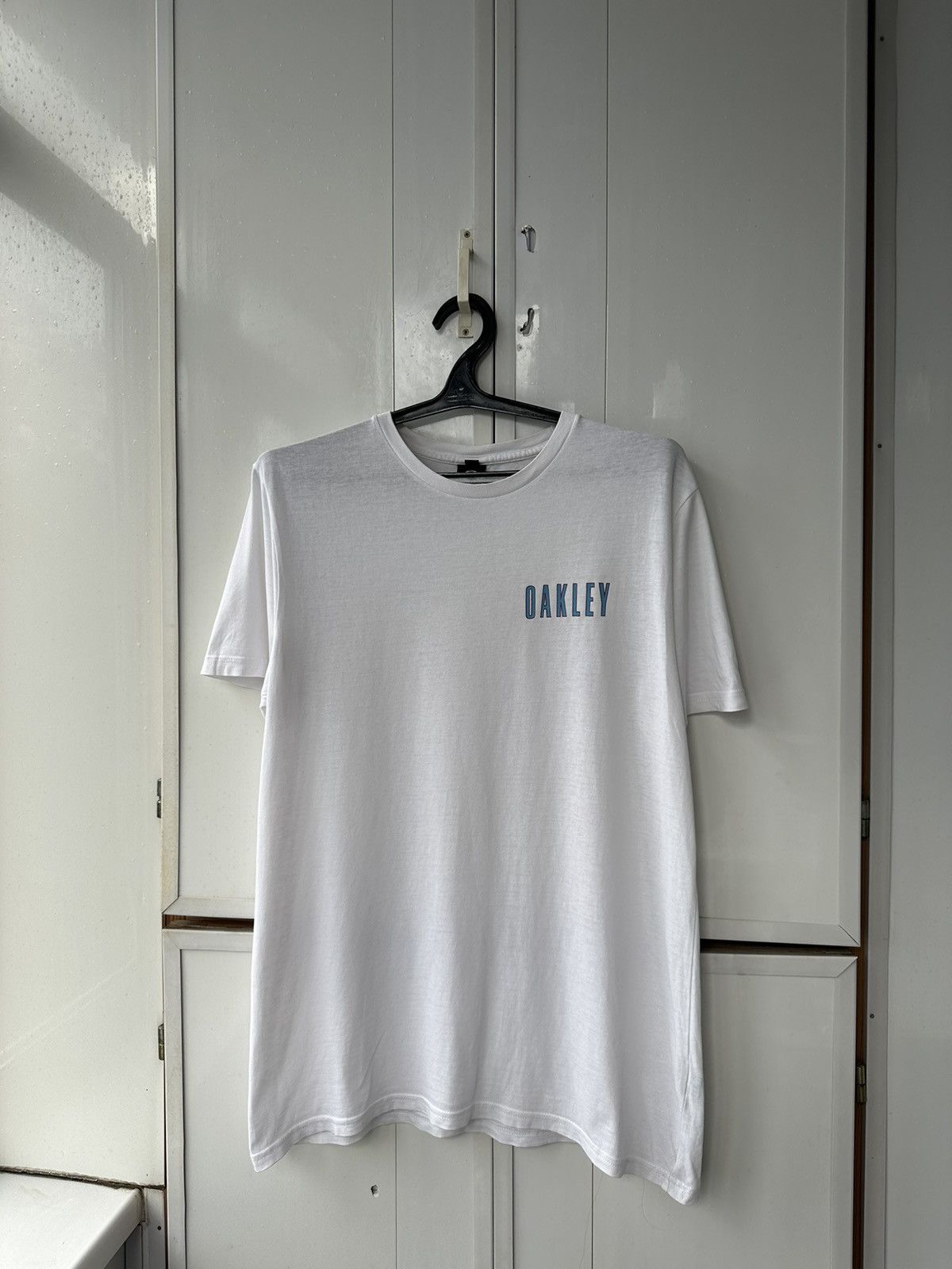 Oakley Vintage Oakley T-shirt Streetwear logo Style Size US M / EU 48-50 / 2 - 6 Thumbnail