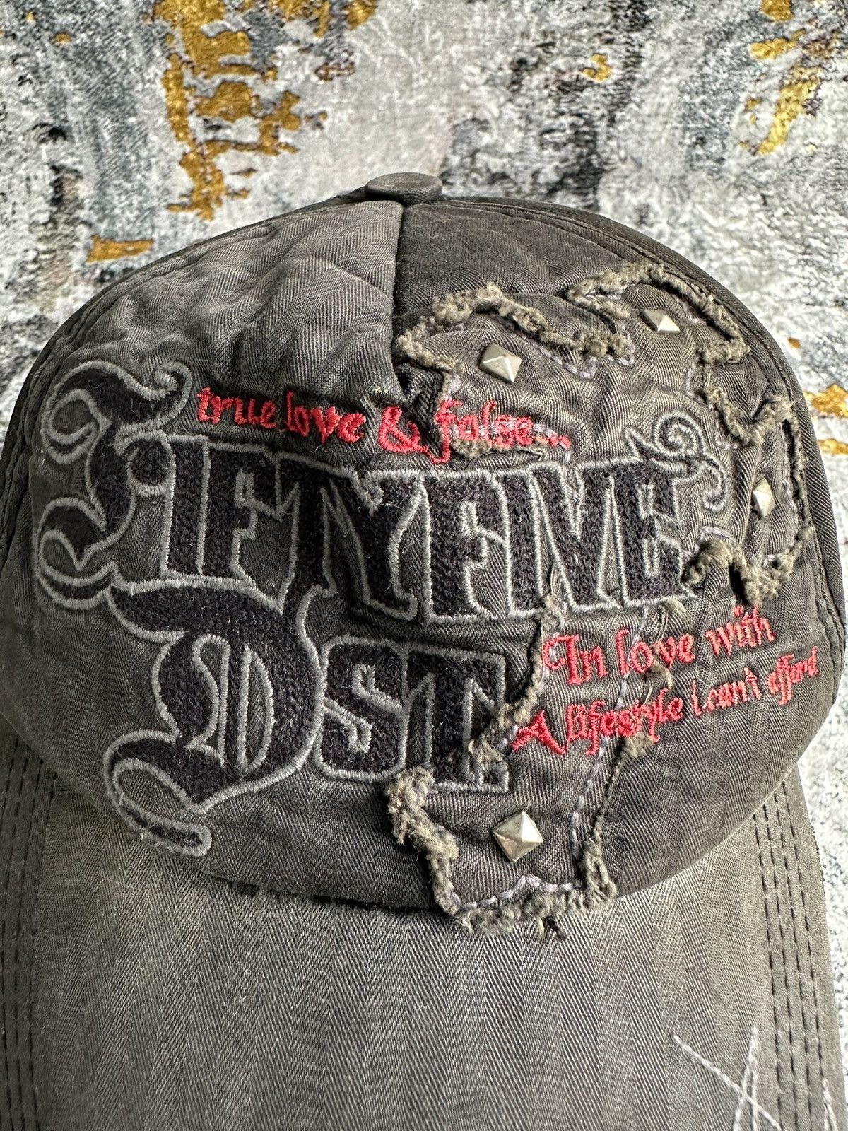 PPFM 💸NICE DESIGN💸 VINTAGE STUDED CROSS FADED DISTRESSED CAP Size ONE SIZE - 2 Thumbnail