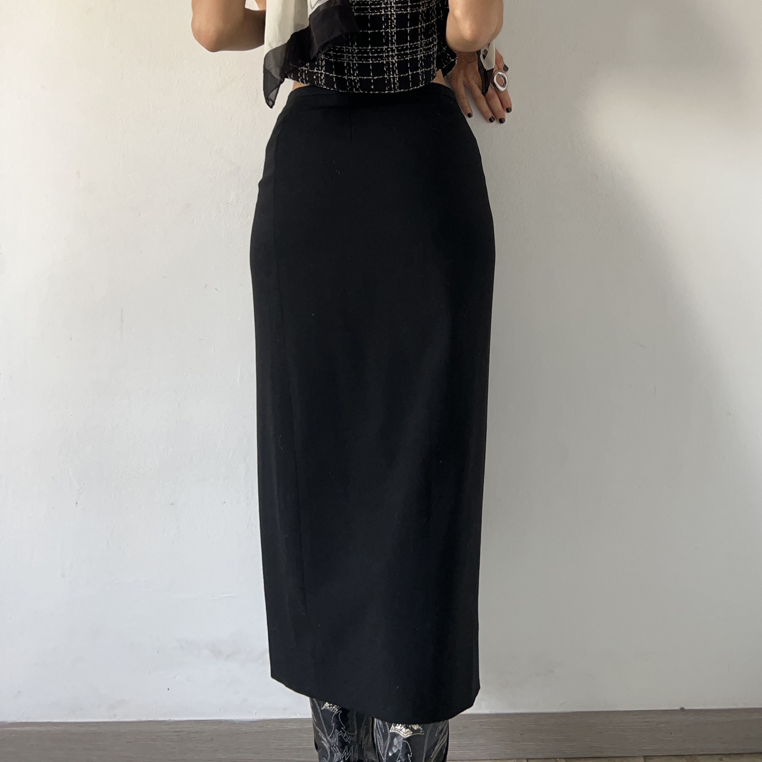 Vintage Vintage 90s black wool blend pencil skirt Size 30" / US 8 / IT 44 - 2 Thumbnail