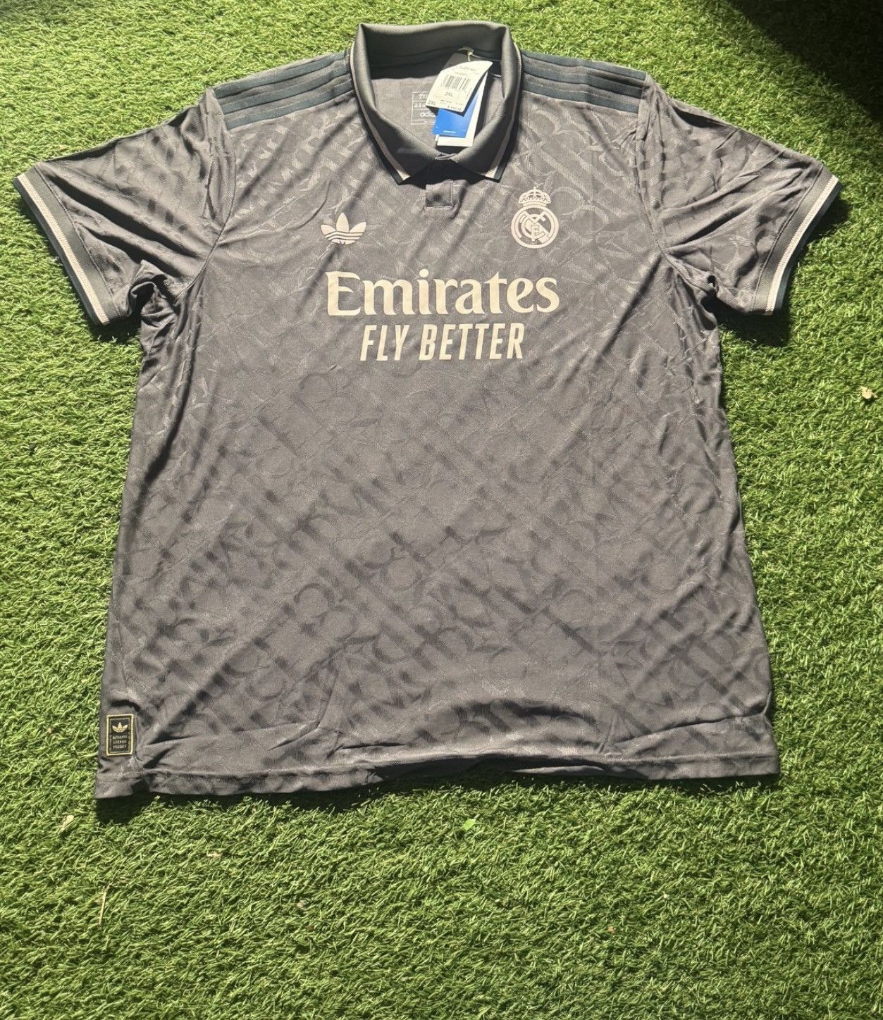 Adidas Real Madrid 24/25 3rd Jersey Player Version Men’s 2XL NWT Size US XXL / EU 58 / 5 - 1 Thumbnail