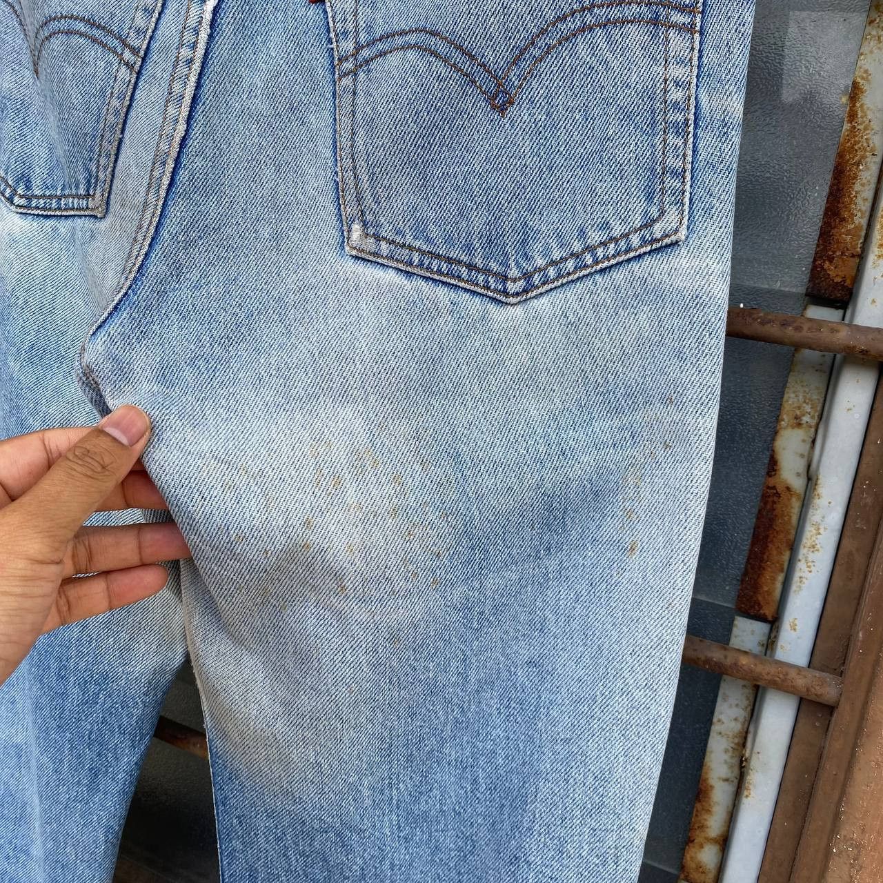 Levi's × Vintage VINTAGE LEVIS 1990S STONEWASH DENIM Size US 28 / EU 44 - 13 Thumbnail