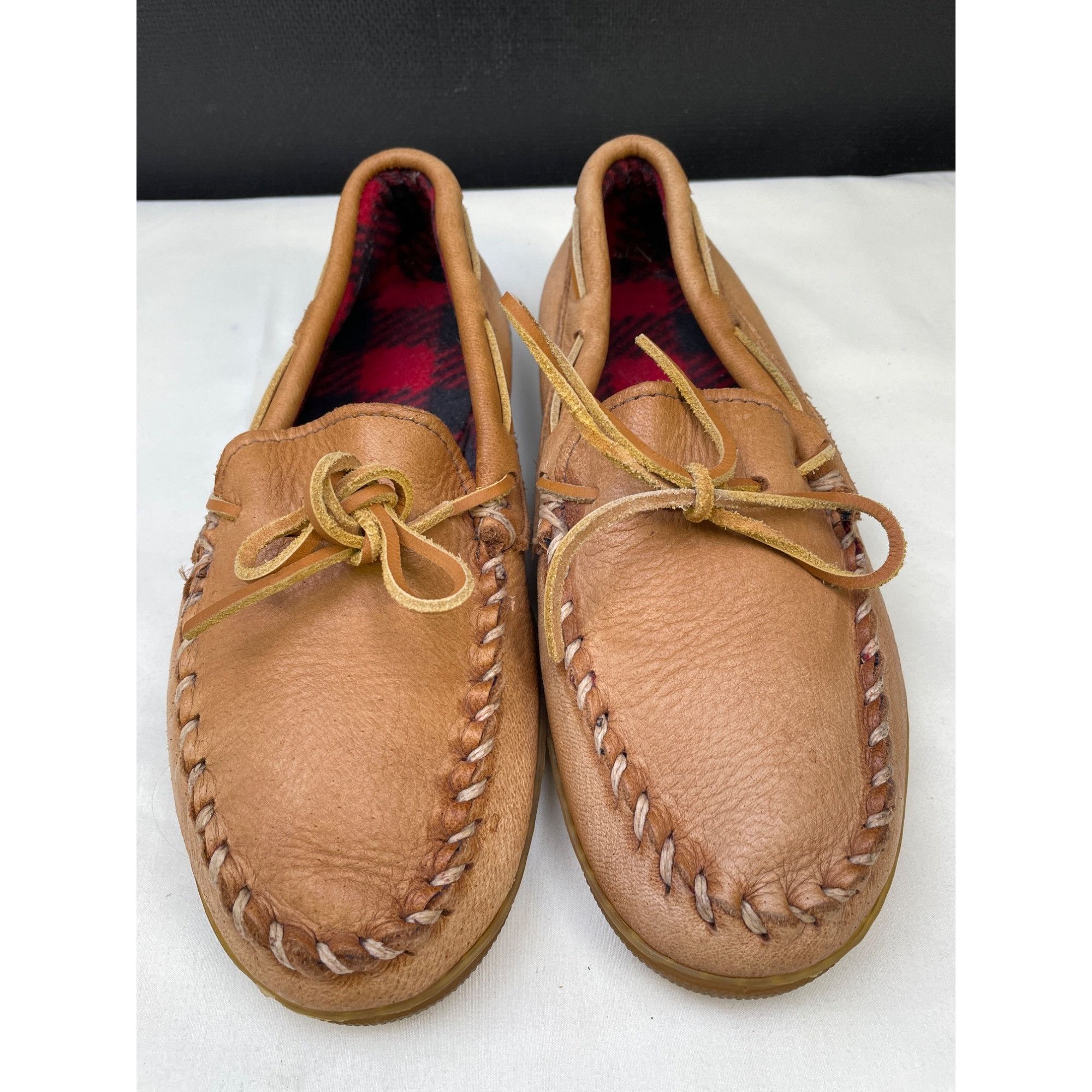 Minnetonka Minnetonka Women's Leather Tan Moccasins / Shoes flannel ins Size US 9 / IT 39 - 2 Thumbnail