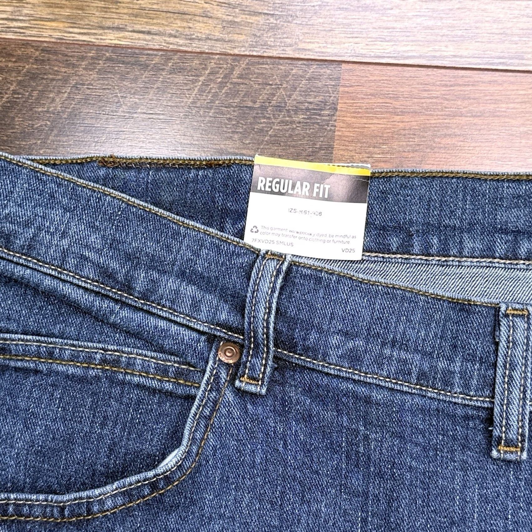 Lee Lee Jeans Mens Regular Fit Straight Denim 50x32 Stretch Classic Blue 5-Pocket USA Cotton Spandex Regular Rise Long Inseam 32 Regular Fits Size US 34 / EU 50 - 4 Thumbnail