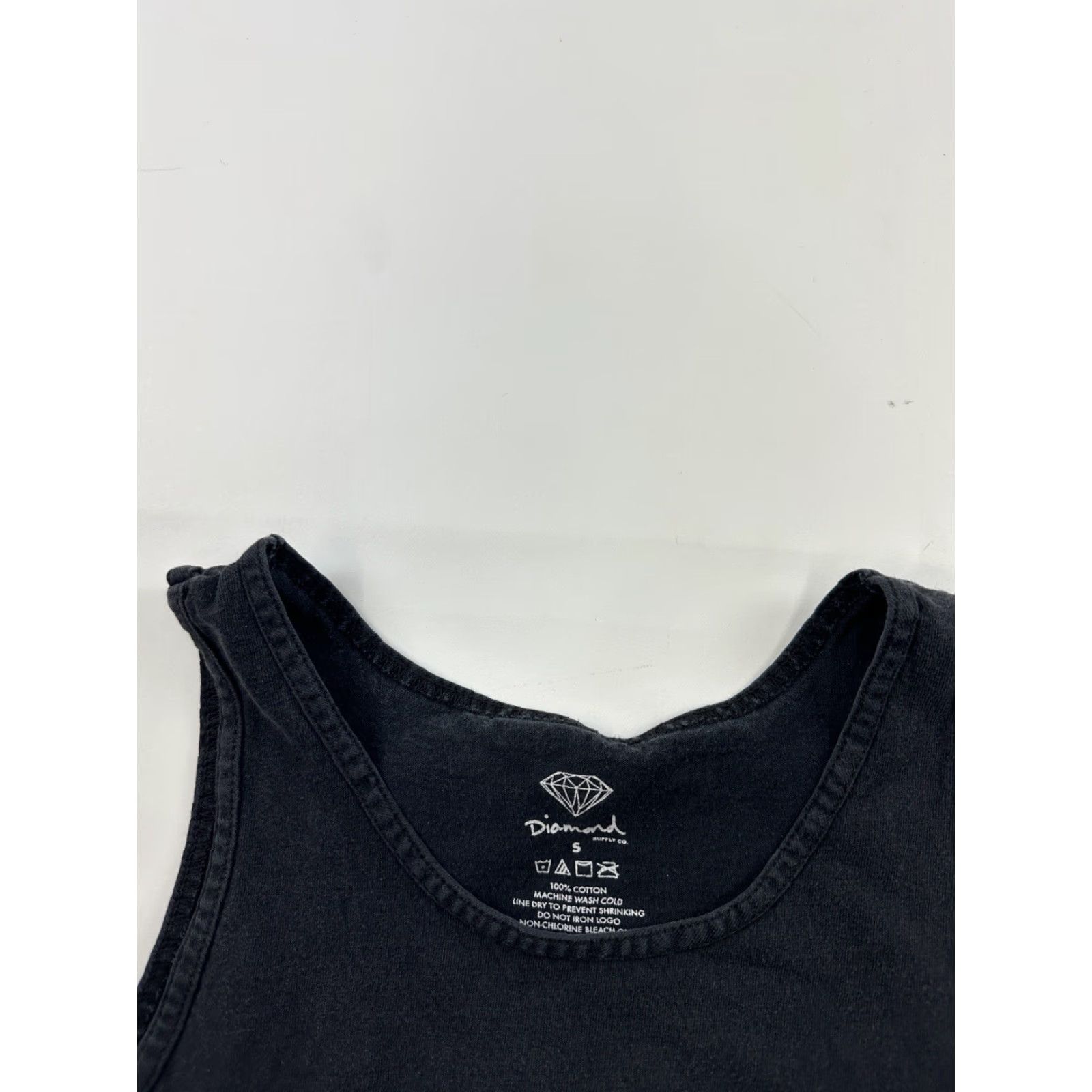 Diamond Supply Co. VINTAGE Diamond Supply Co. Shirt Mens S Black Tank Top Sleeveless Cotton Logo Graphic Skateboarding City 2000s Boys? Wait: Mens. Size US S / EU 44-46 / 1 - 4 Thumbnail