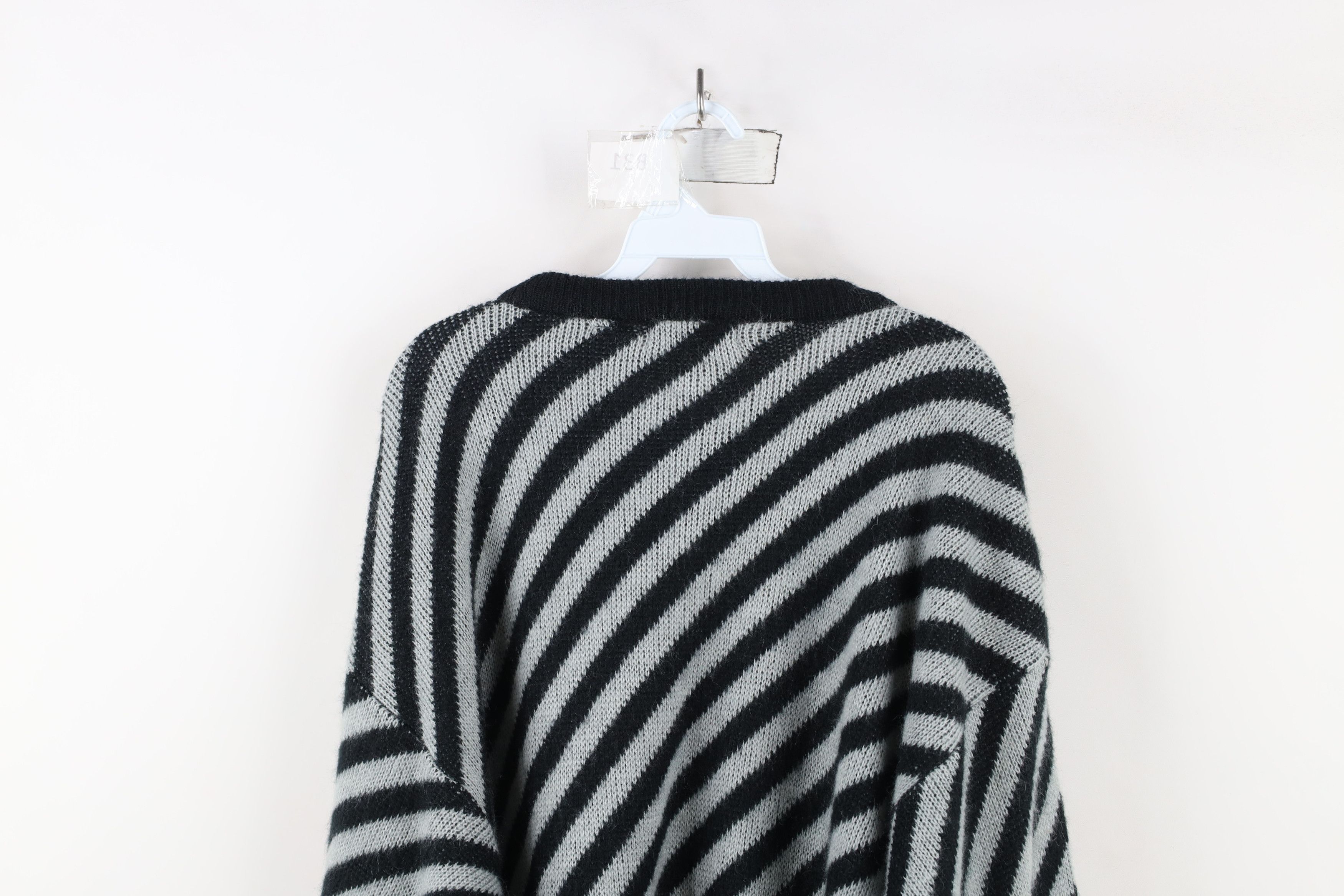 Vintage Vintage 90s Streetwear Blend Knit Cross Hatch Knit Sweater Size US L / EU 52-54 / 3 - 9 Thumbnail