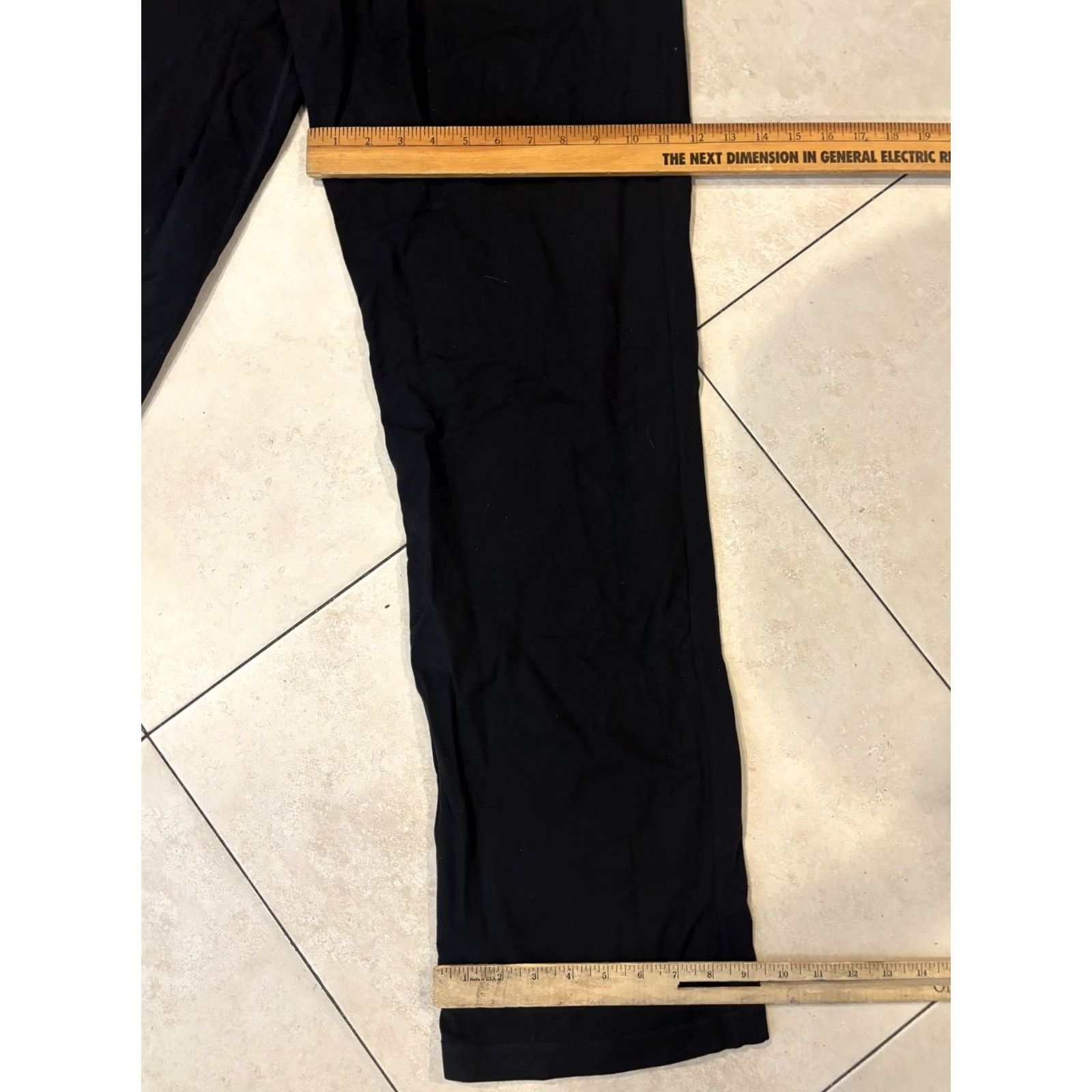 Lululemon Lululemon Pants Mens Large Black Relaxed Fit Drawstring Athleisure Yoga Lounge Pants Size US 31 - 8 Thumbnail