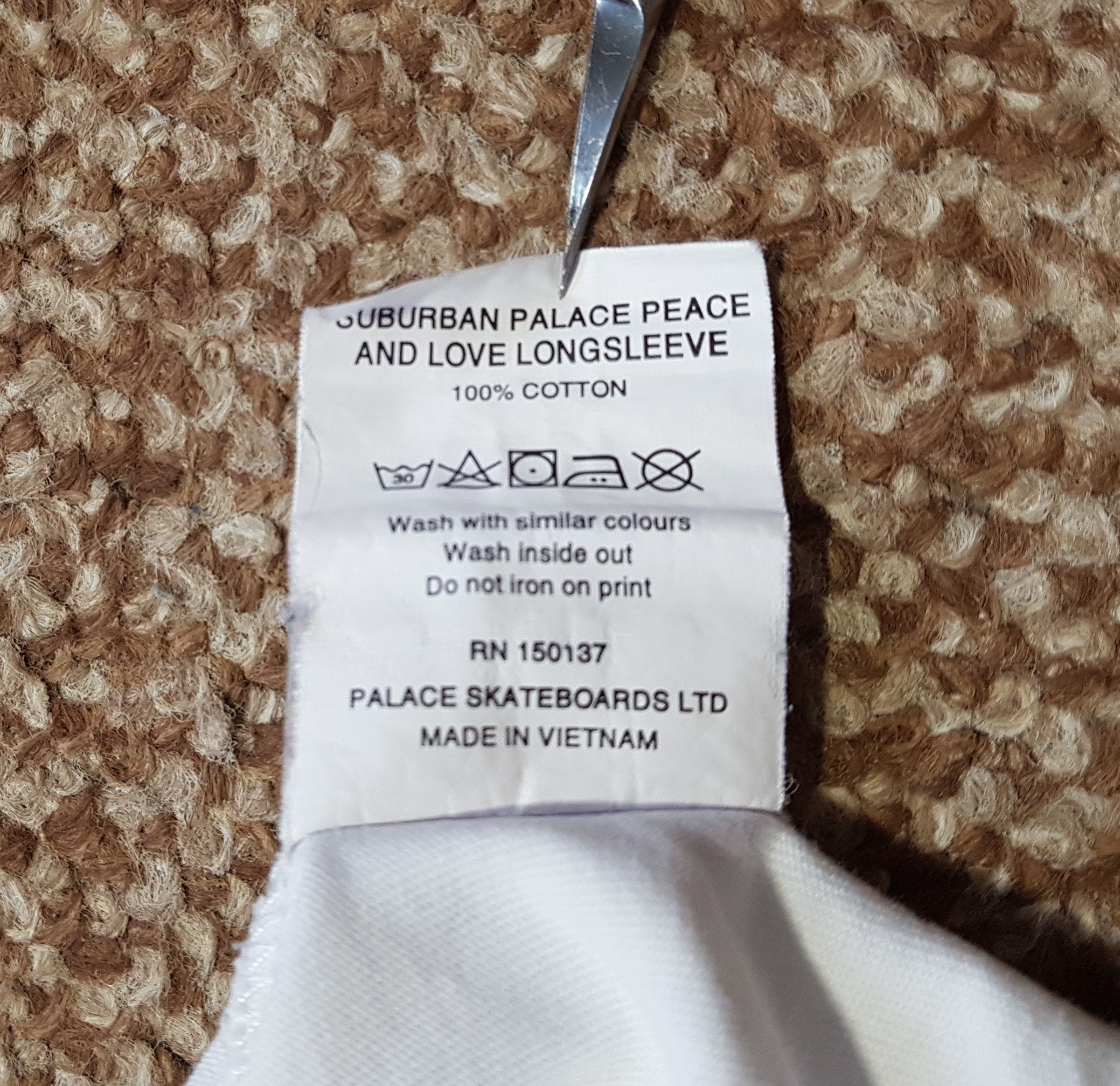 Palace Palace Suburban Bliss Peace and Love Longsleeve Shirt White Size US L / EU 52-54 / 3 - 14 Thumbnail
